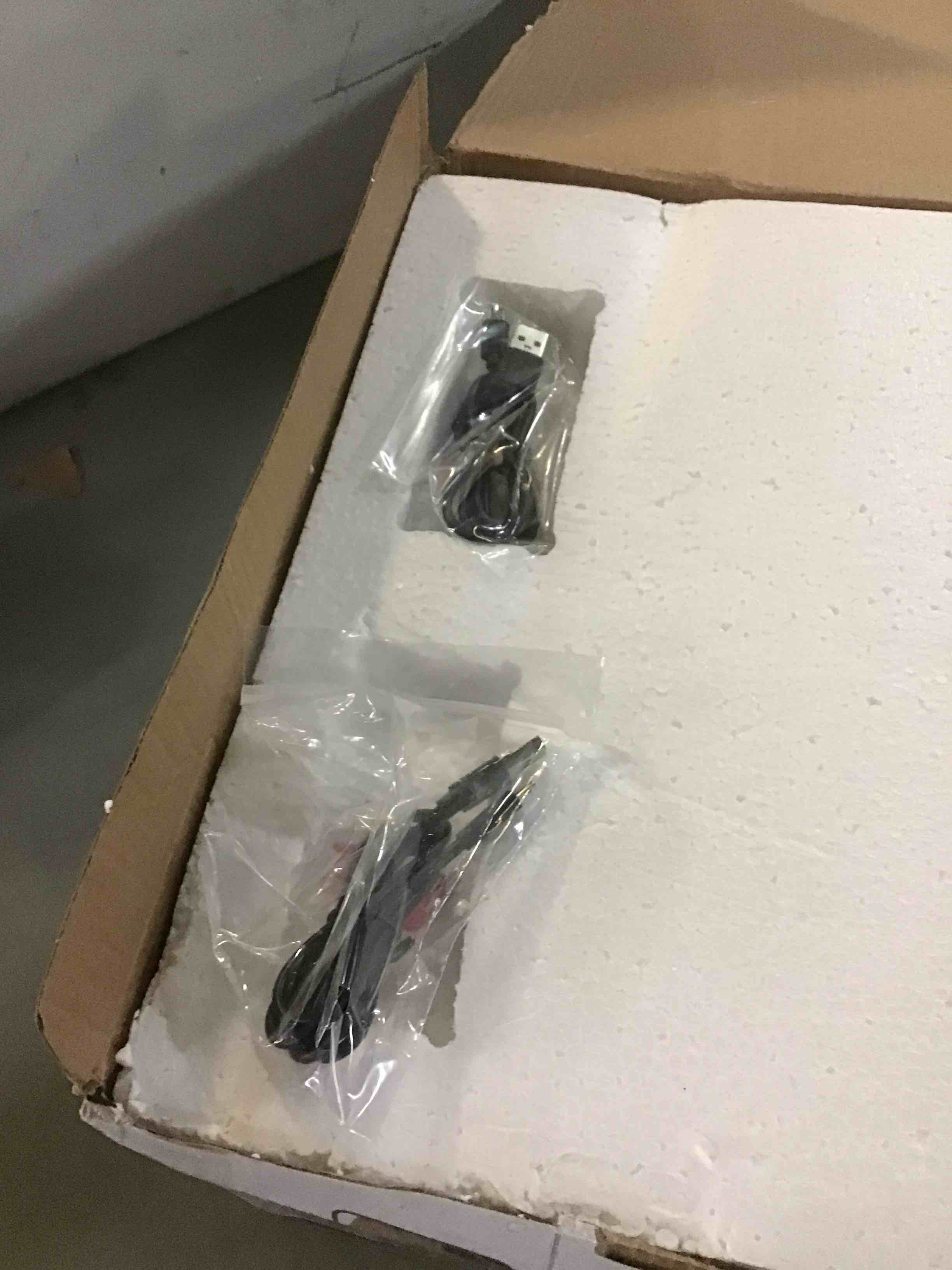 https://s3.amazonaws.com/lotting-images-prod/bidfta/GRN5562771_1696522604673.jpeg