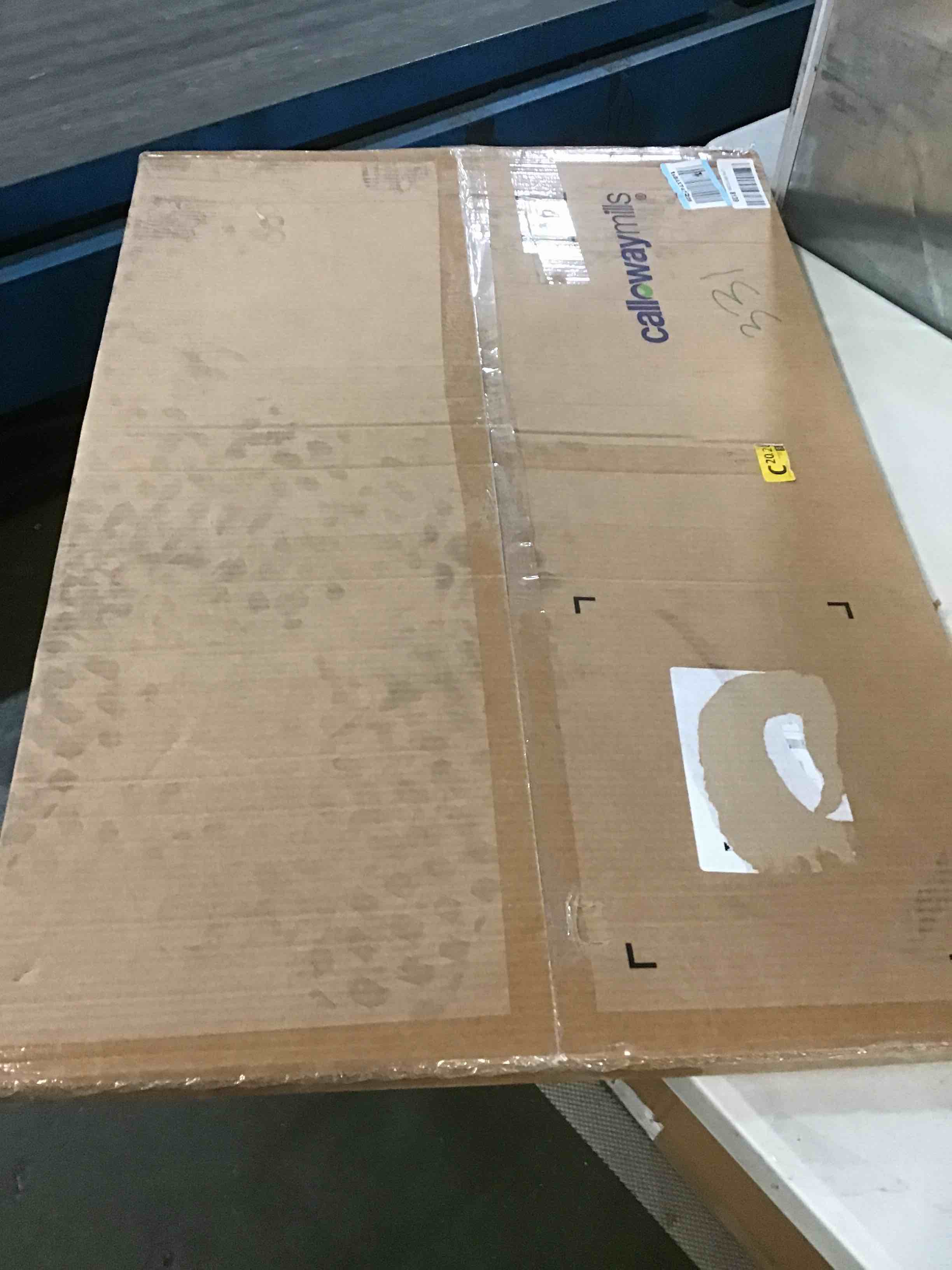 https://s3.amazonaws.com/lotting-images-prod/bidfta/GRN5562947_1696605871683.jpeg