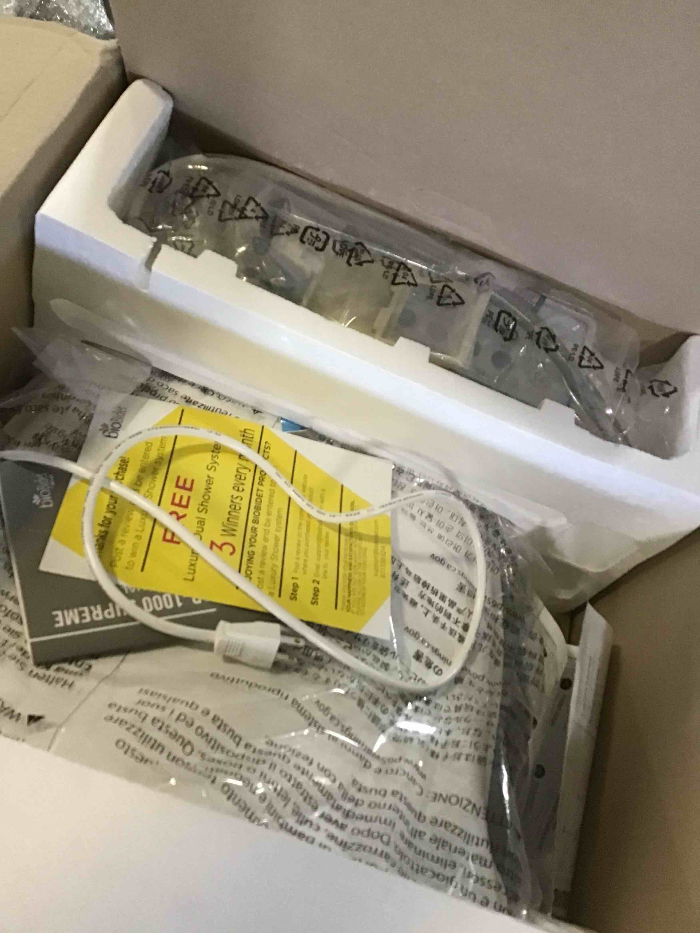 https://s3.amazonaws.com/lotting-images-prod/bidfta/GRN5562998_1696613790509.jpeg