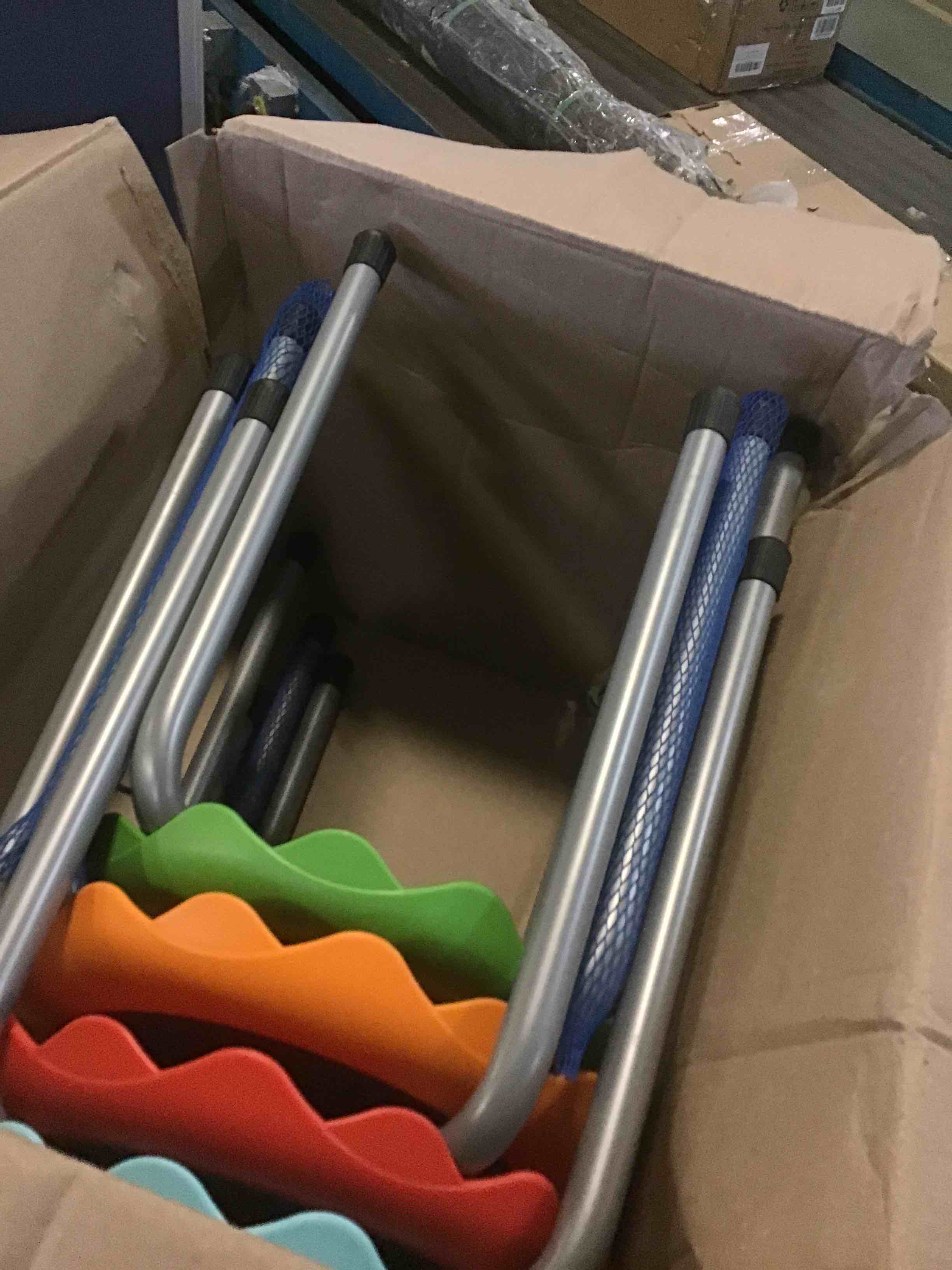 https://s3.amazonaws.com/lotting-images-prod/bidfta/GRN5563123_1696861095577.jpeg