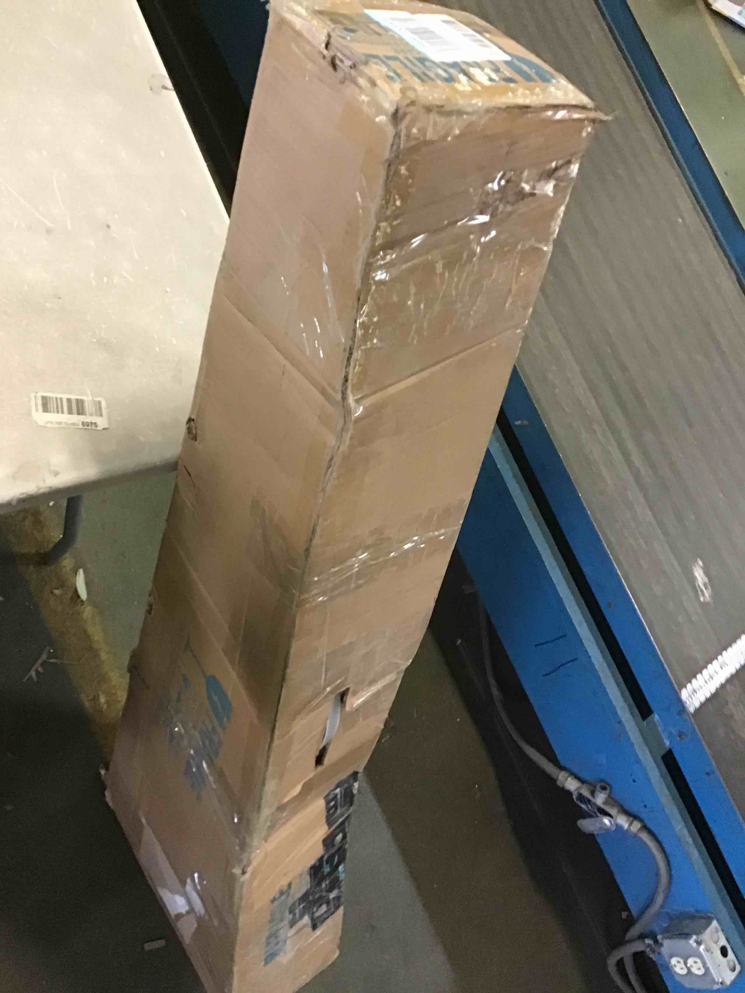 https://s3.amazonaws.com/lotting-images-prod/bidfta/GRN5563153_1696865974293.jpeg