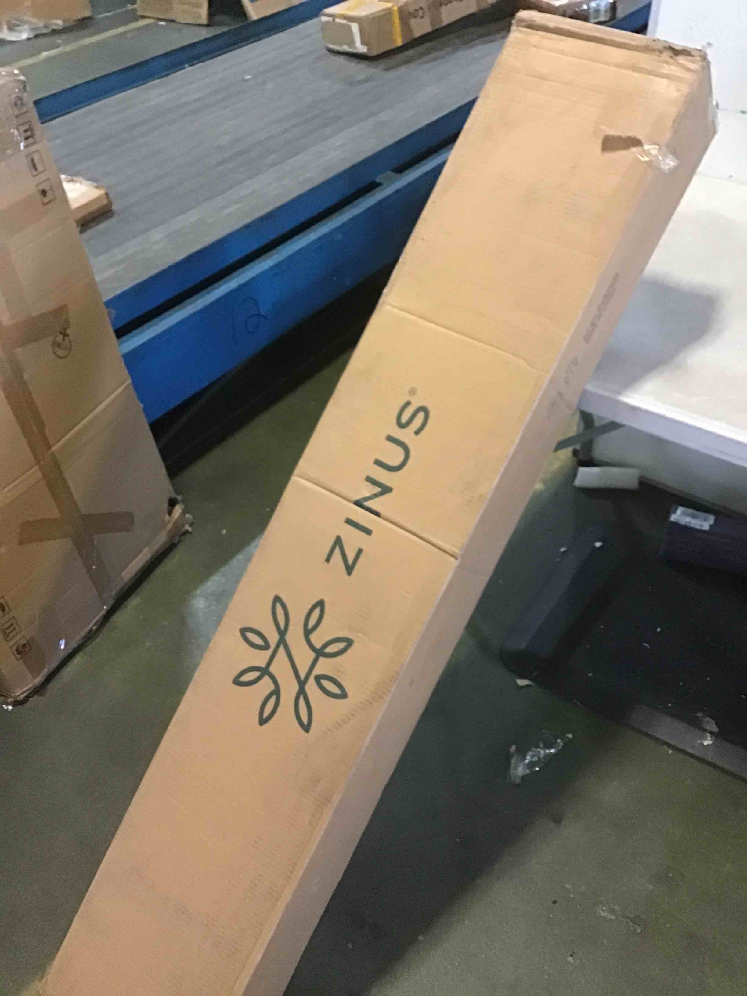 https://s3.amazonaws.com/lotting-images-prod/bidfta/GRN5563357_1696949538537.jpeg