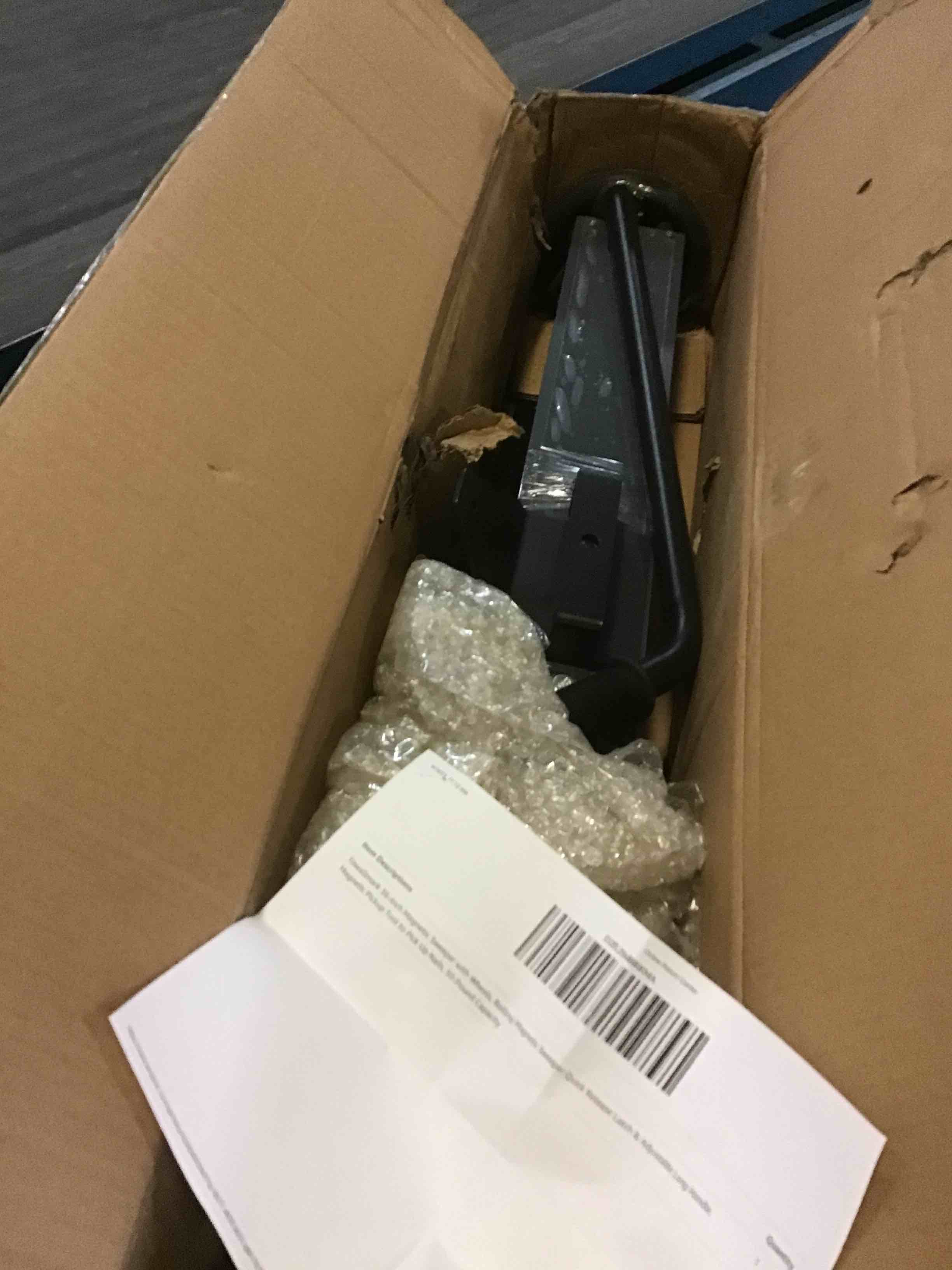 https://s3.amazonaws.com/lotting-images-prod/bidfta/GRN5563439_1696961779138.jpeg