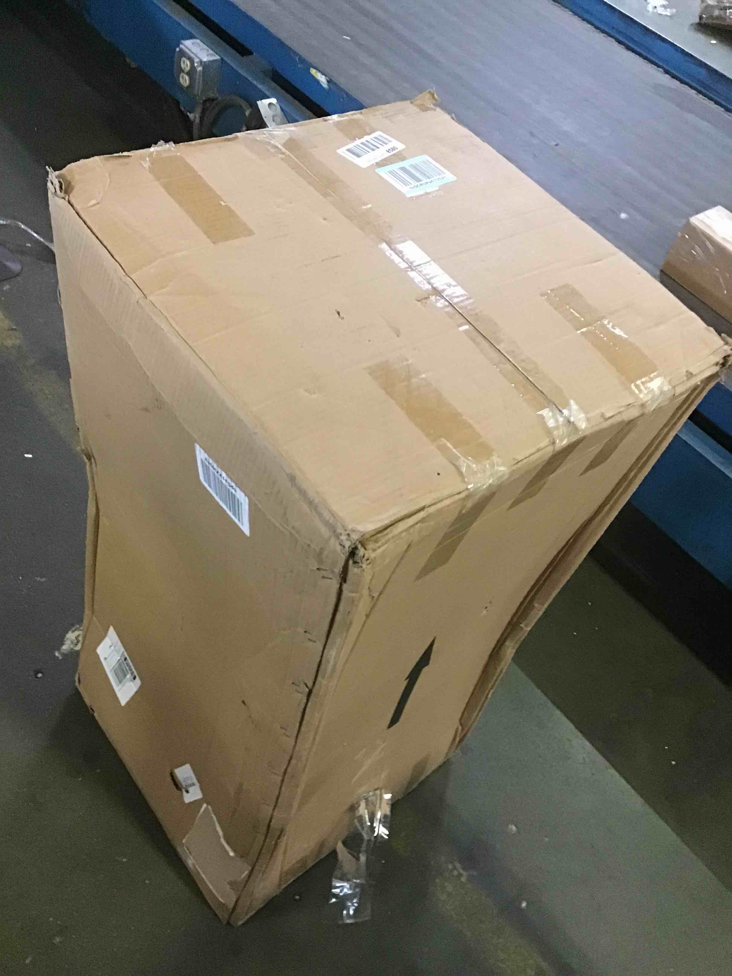 https://s3.amazonaws.com/lotting-images-prod/bidfta/GRN5563841_1697128387833.jpeg
