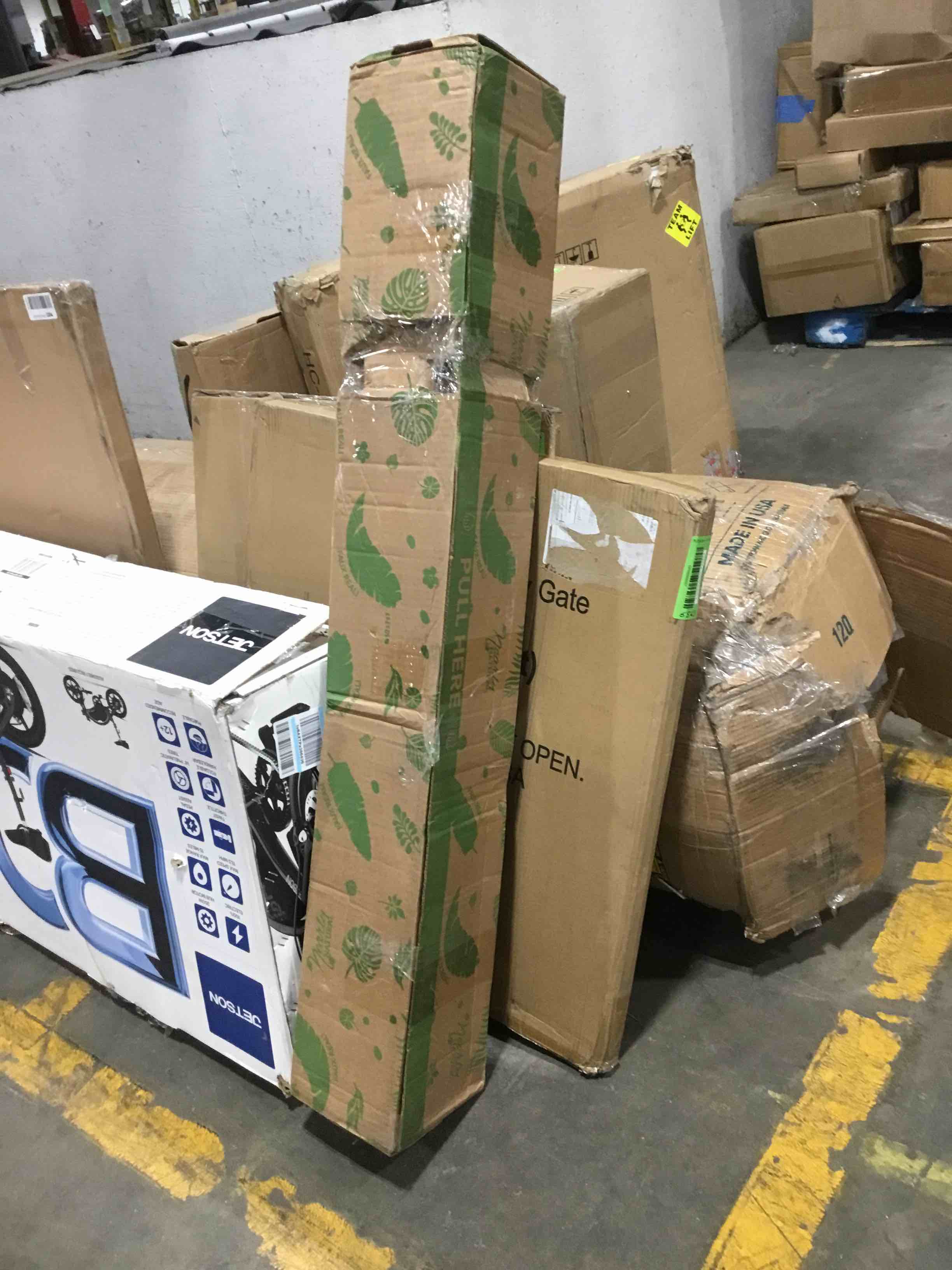 https://s3.amazonaws.com/lotting-images-prod/bidfta/GRN5566558_1703702425432.jpeg