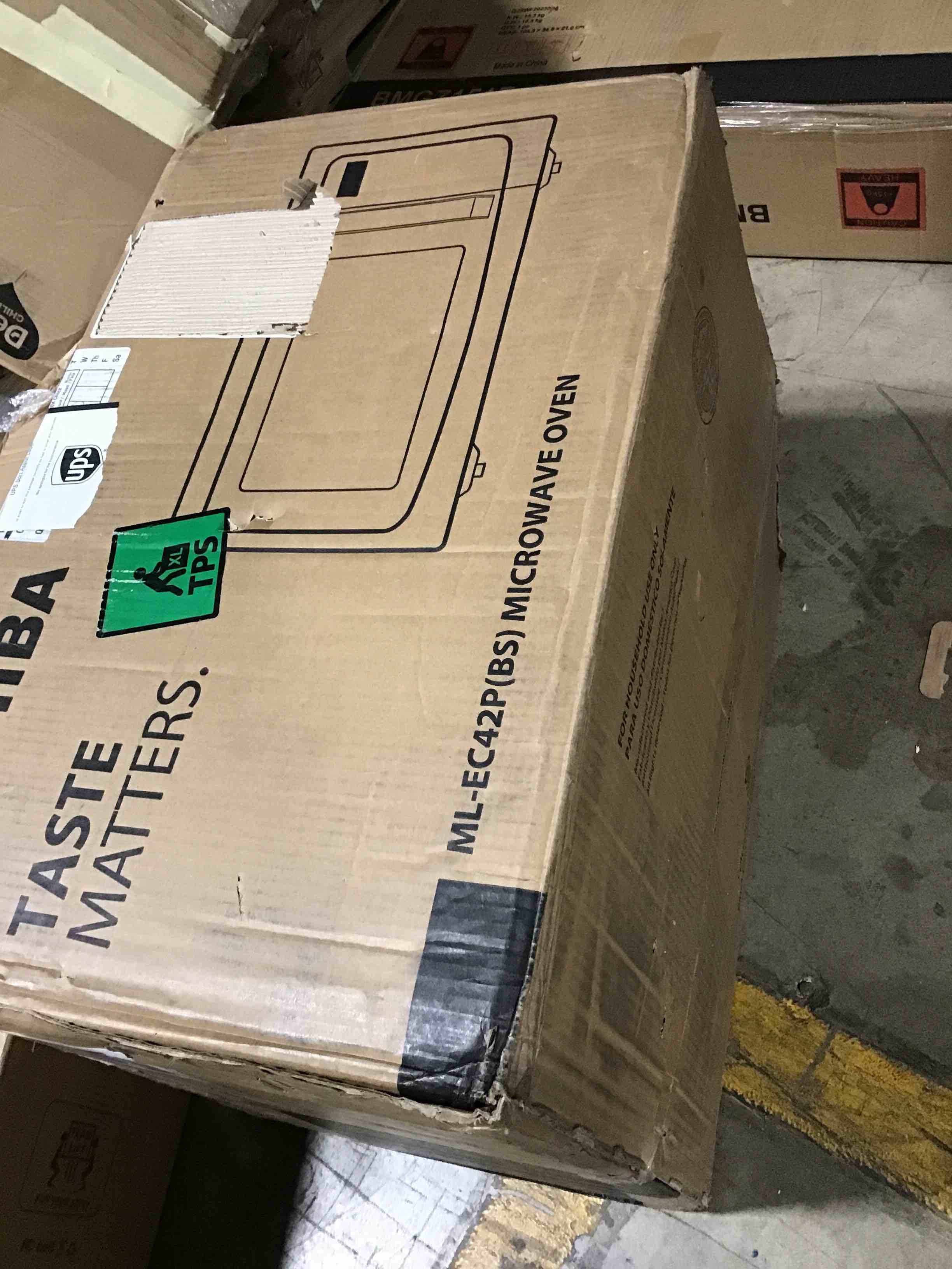 https://s3.amazonaws.com/lotting-images-prod/bidfta/GRN5567001_1706024685560.jpeg