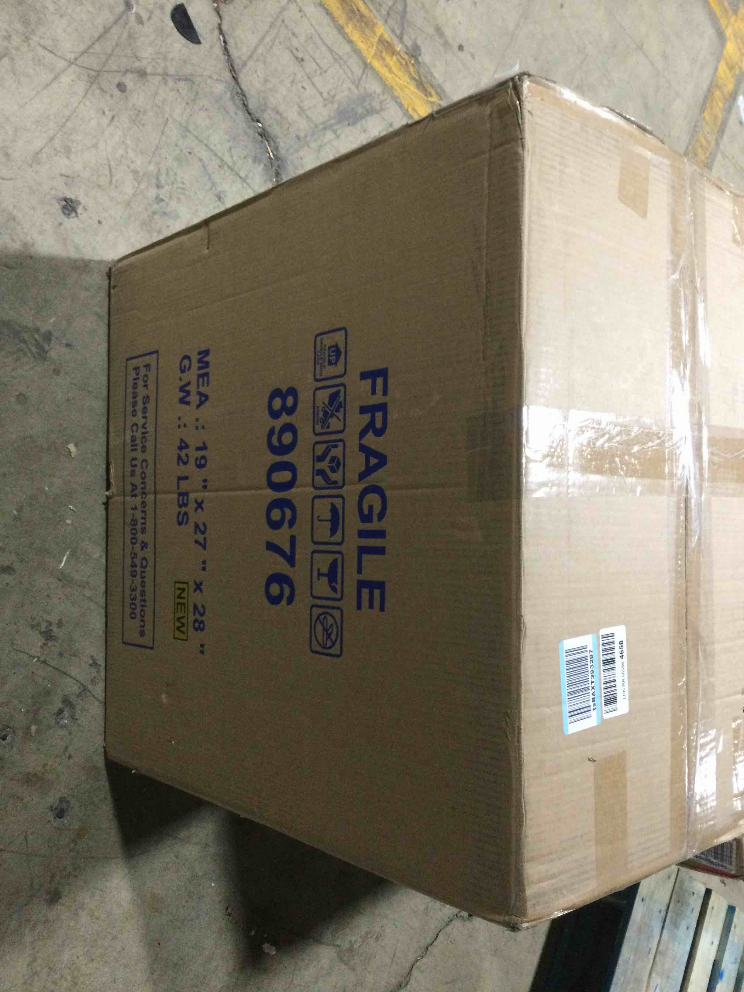 https://s3.amazonaws.com/lotting-images-prod/bidfta/GRN5567035_1706023645706.jpeg