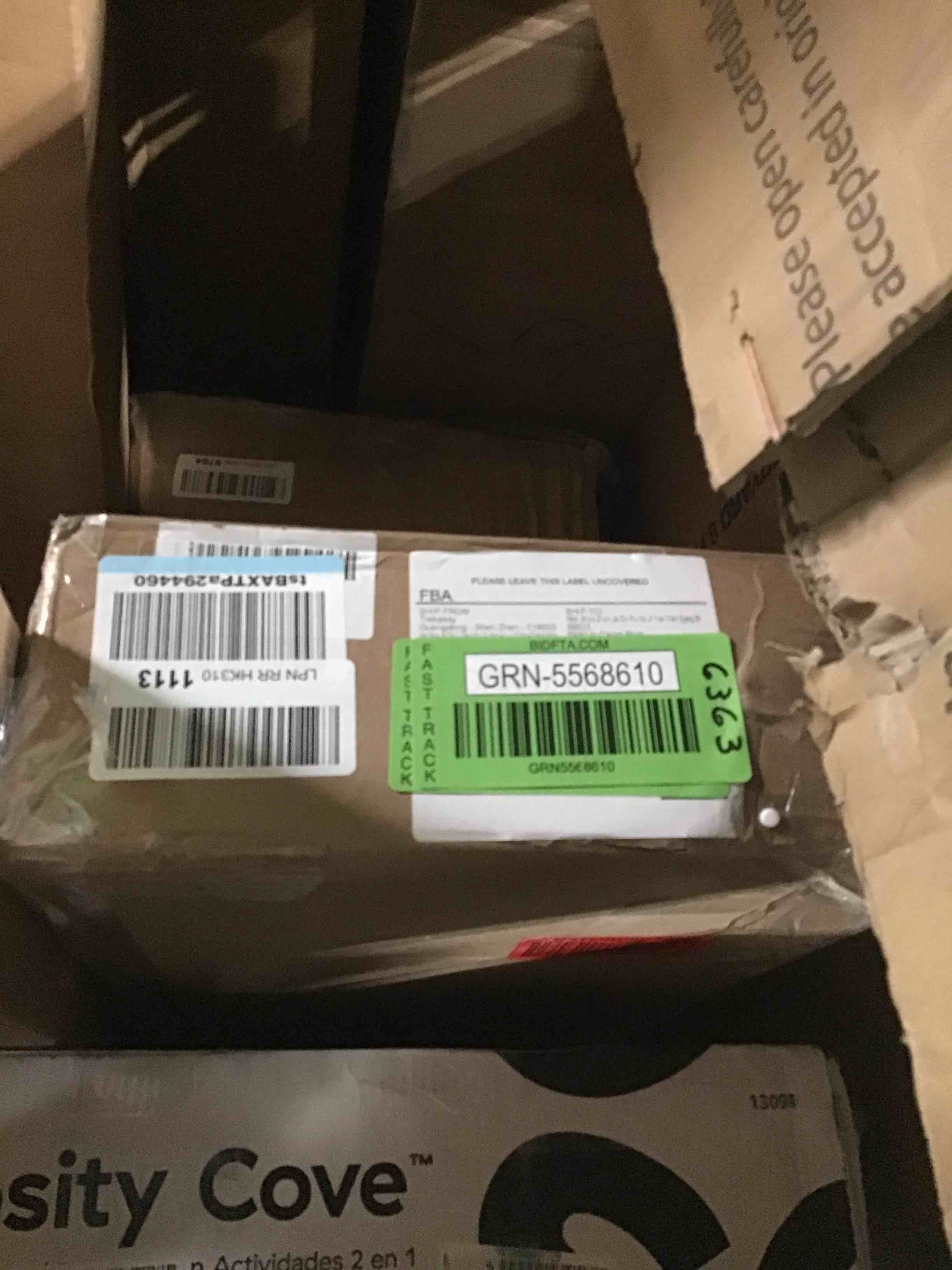https://s3.amazonaws.com/lotting-images-prod/bidfta/GRN5568610_1702917689999.jpeg