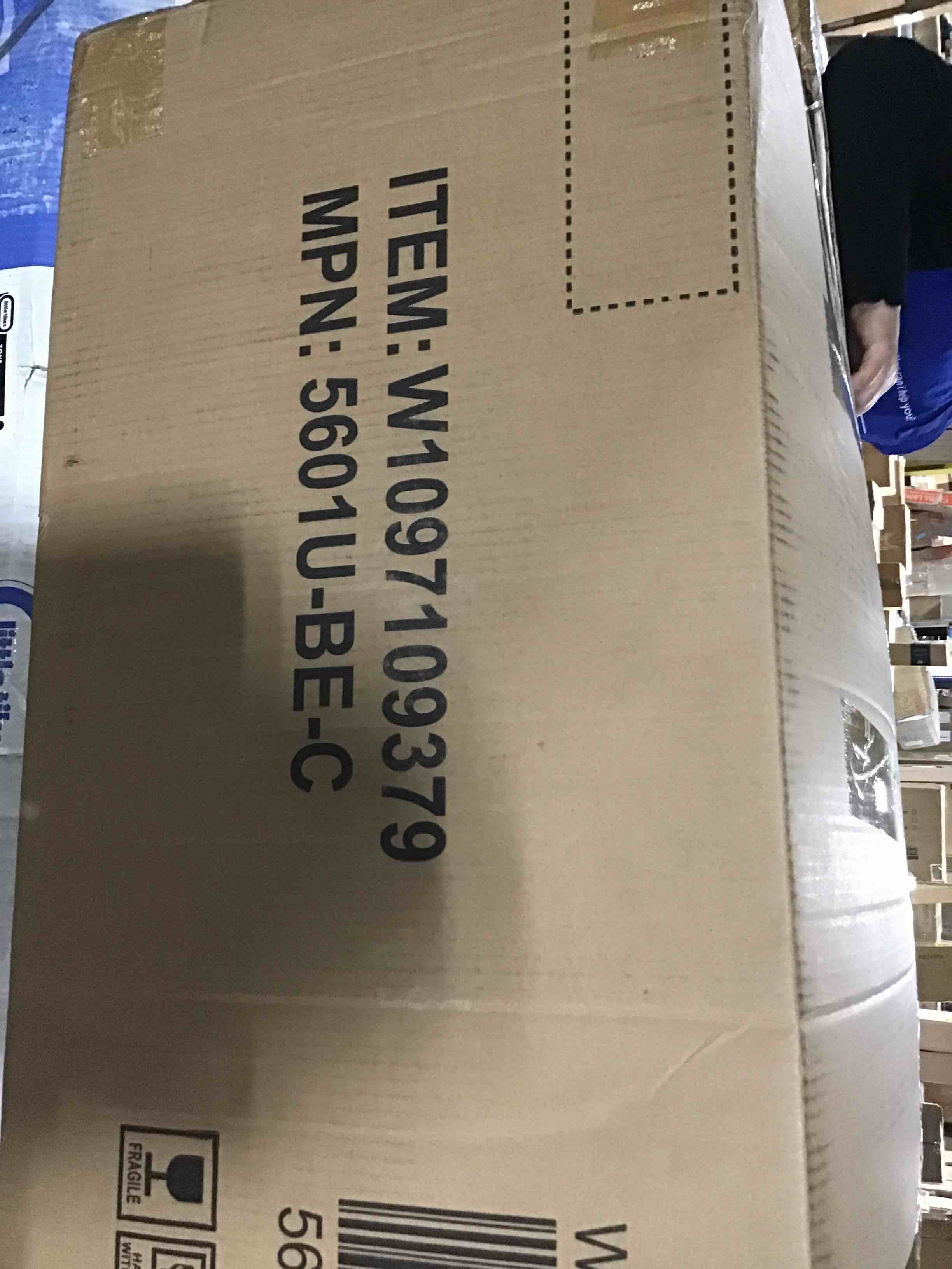 https://s3.amazonaws.com/lotting-images-prod/bidfta/GRN5568674_1702925888041.jpeg
