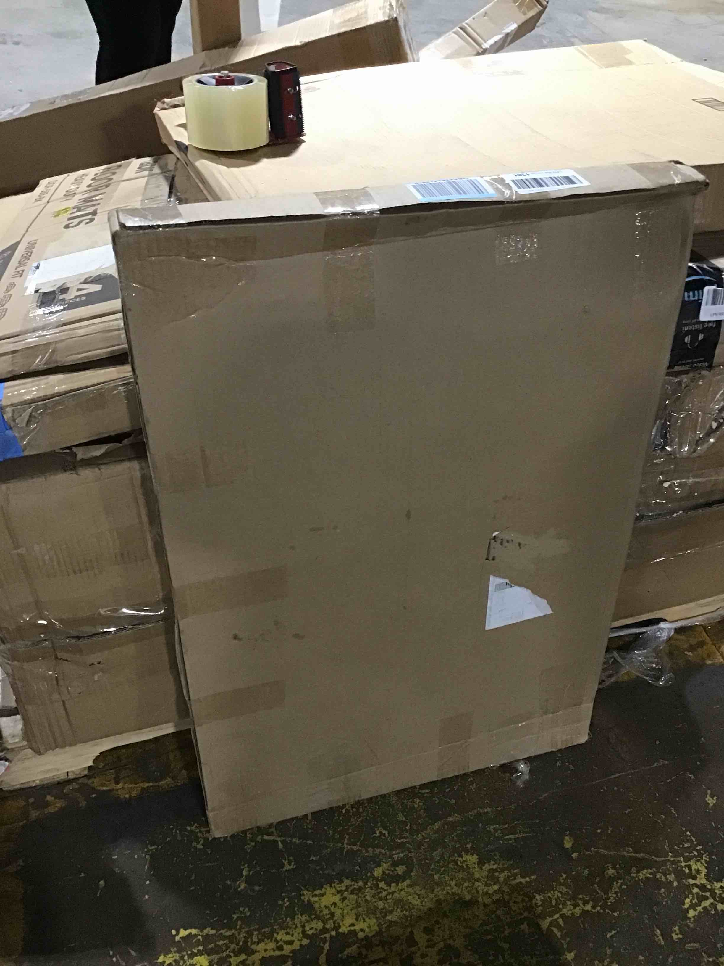 https://s3.amazonaws.com/lotting-images-prod/bidfta/GRN5568693_1702923972129.jpeg