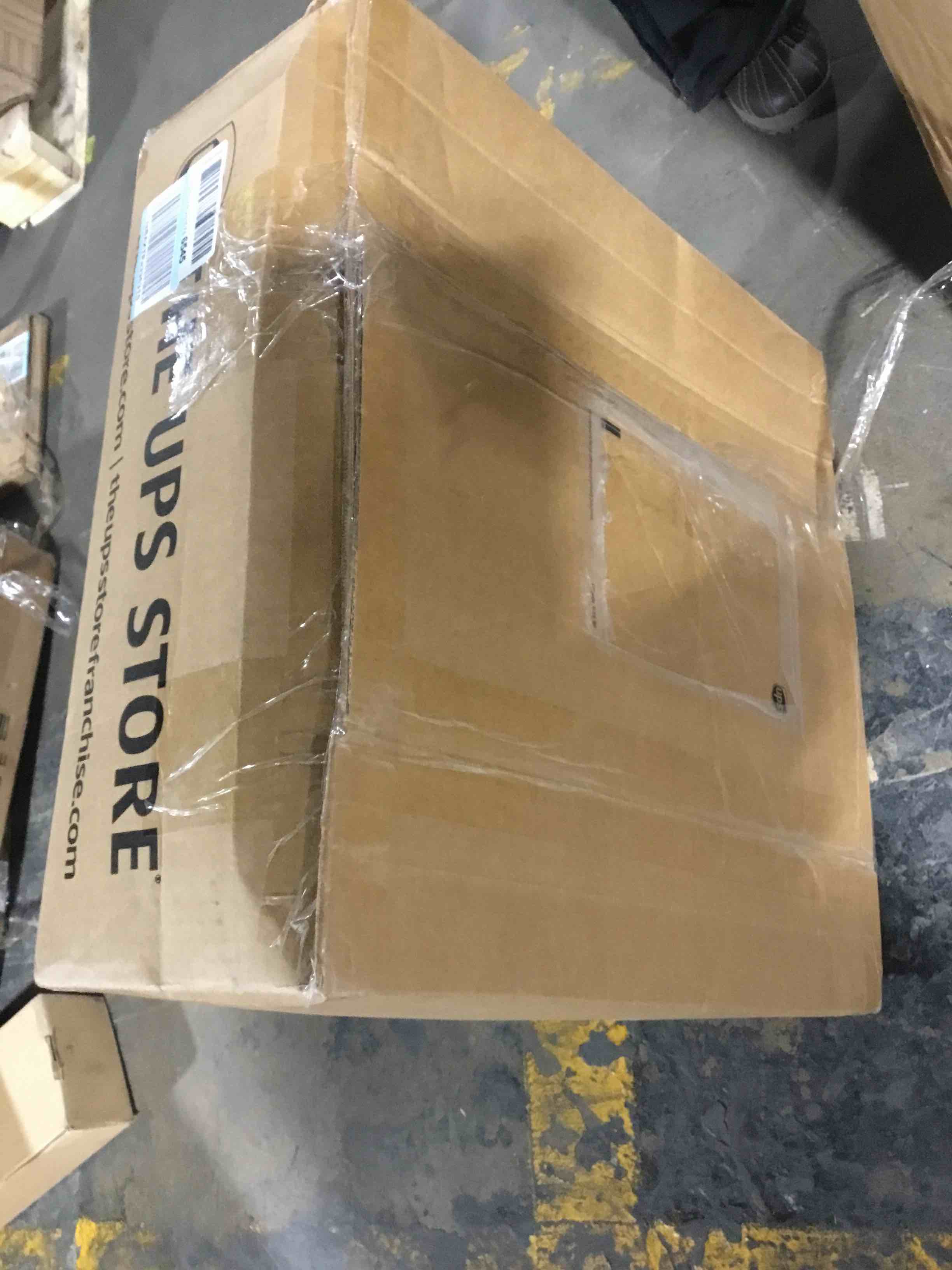 https://s3.amazonaws.com/lotting-images-prod/bidfta/GRN5568764_1703025042215.jpeg