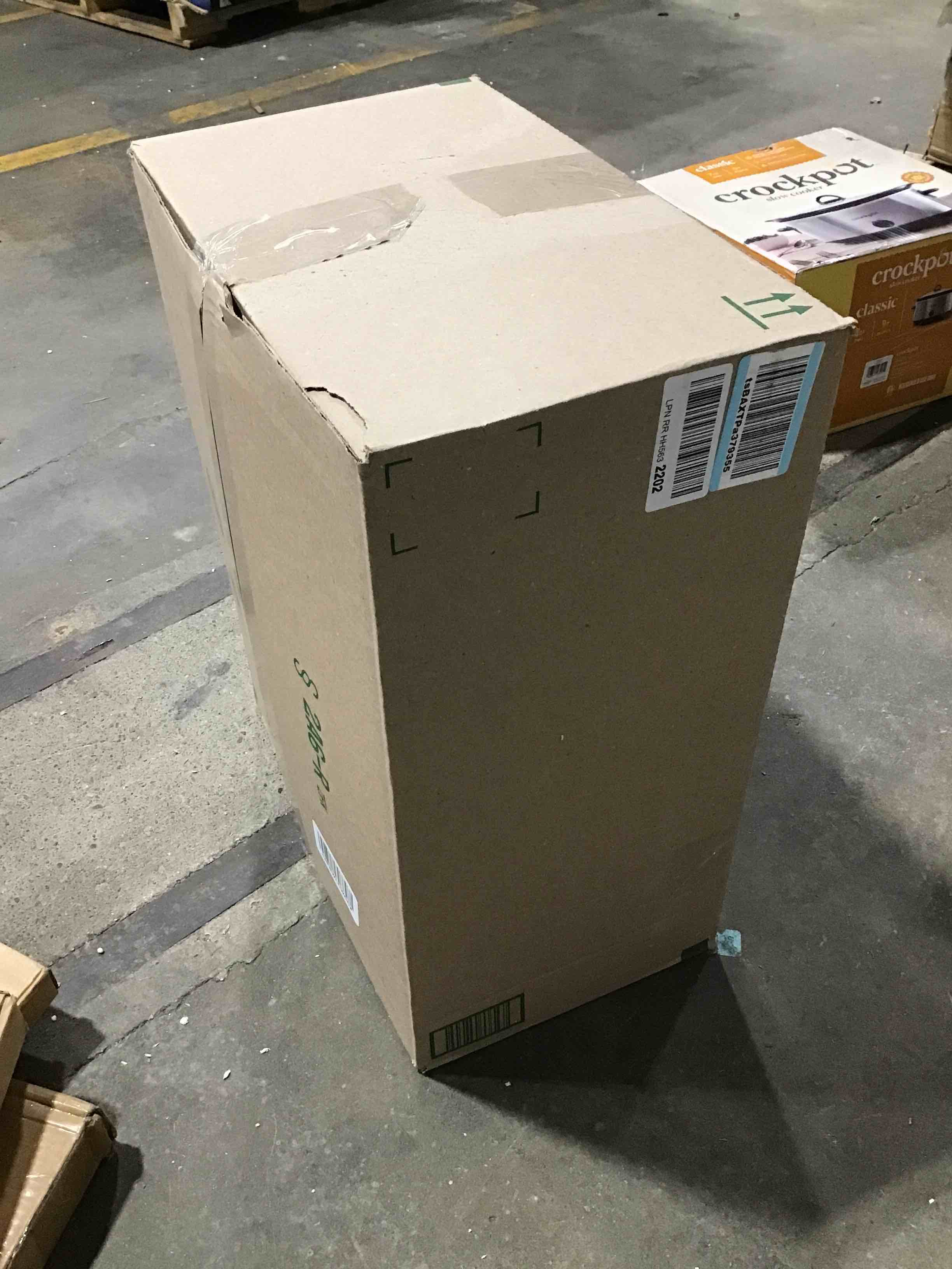 https://s3.amazonaws.com/lotting-images-prod/bidfta/GRN5571484_1704725772692.jpeg