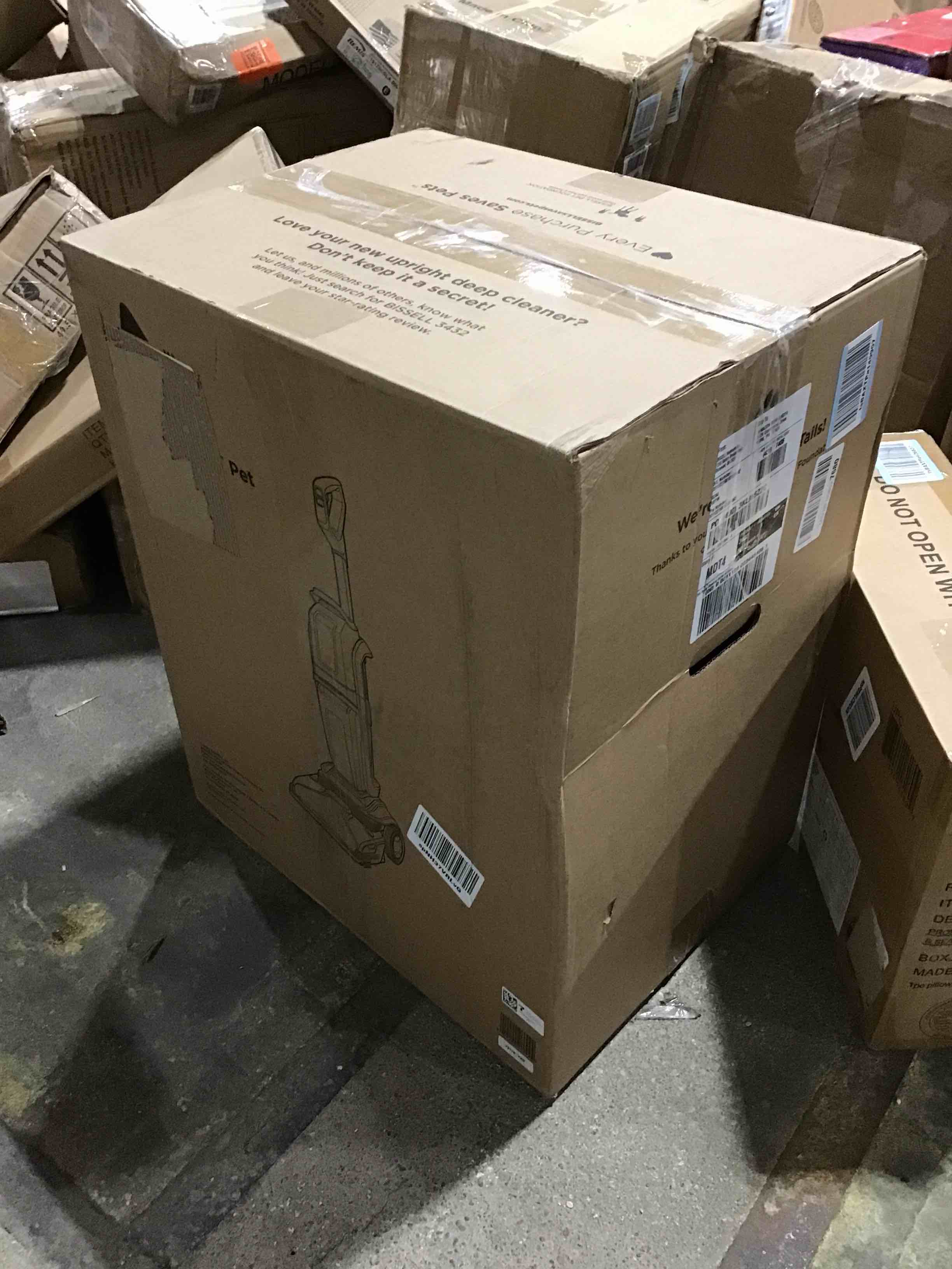 https://s3.amazonaws.com/lotting-images-prod/bidfta/GRN5573730_1704408994303.jpeg