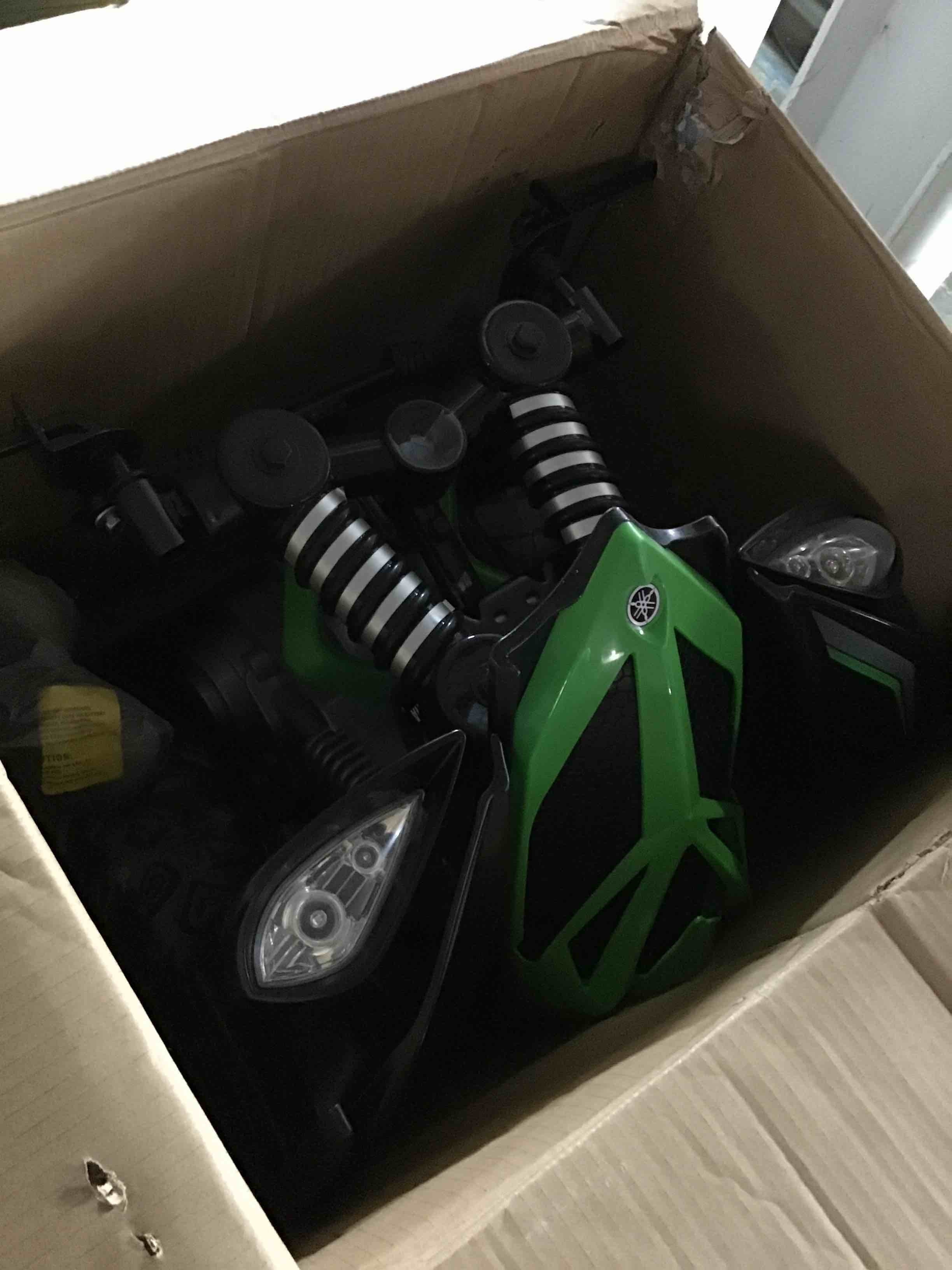https://s3.amazonaws.com/lotting-images-prod/bidfta/GRN5580552_1701703564140.jpeg