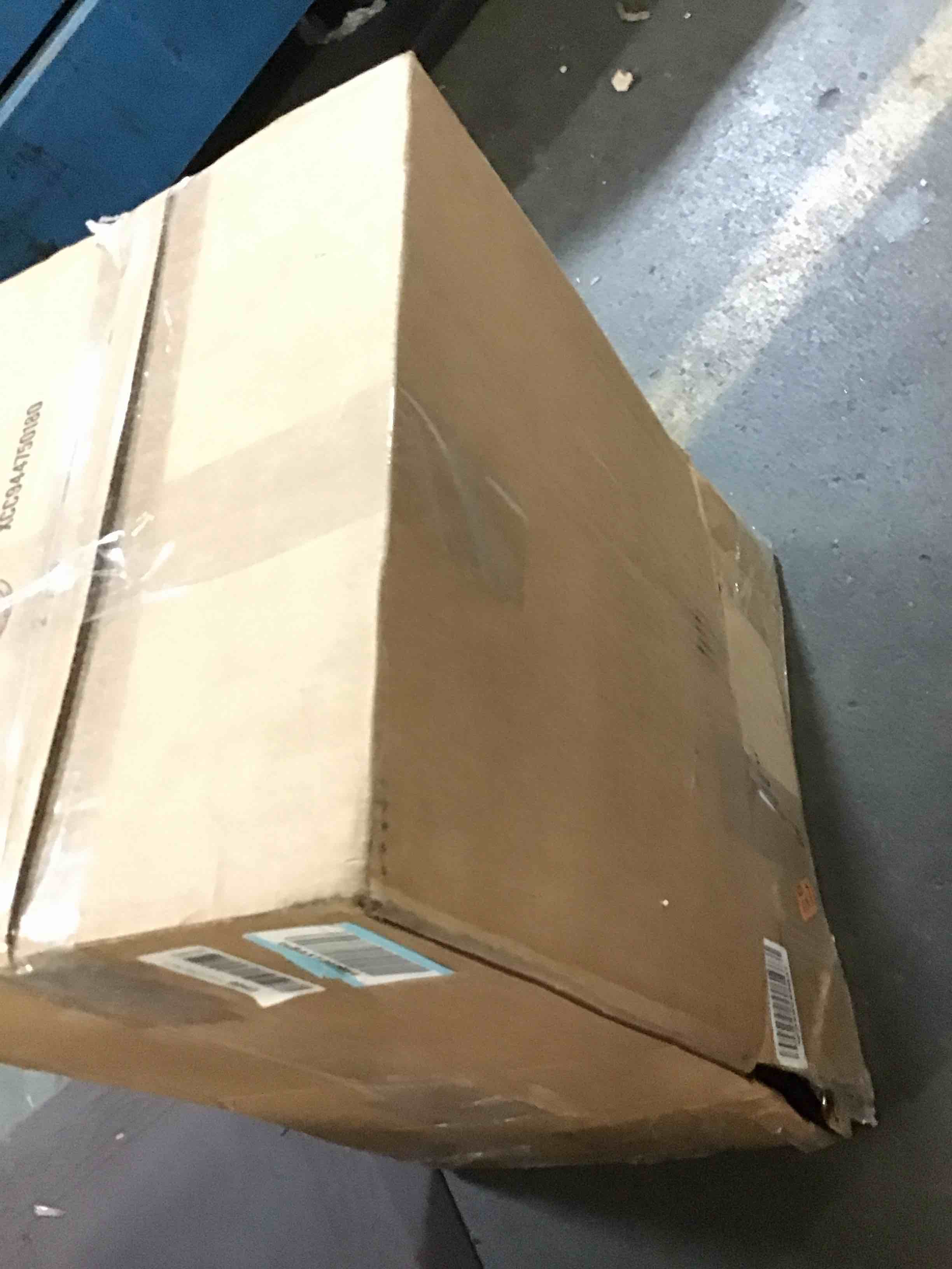 https://s3.amazonaws.com/lotting-images-prod/bidfta/GRN5581991_1701266553734.jpeg