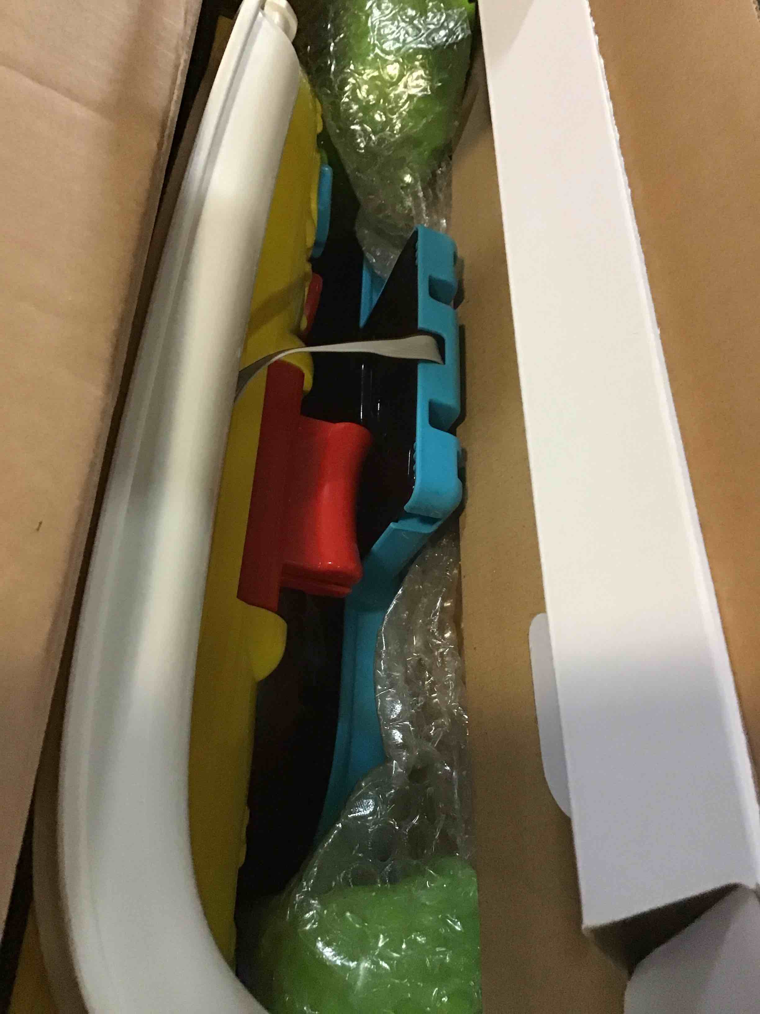 https://s3.amazonaws.com/lotting-images-prod/bidfta/GRN5582343_1701376570139.jpeg