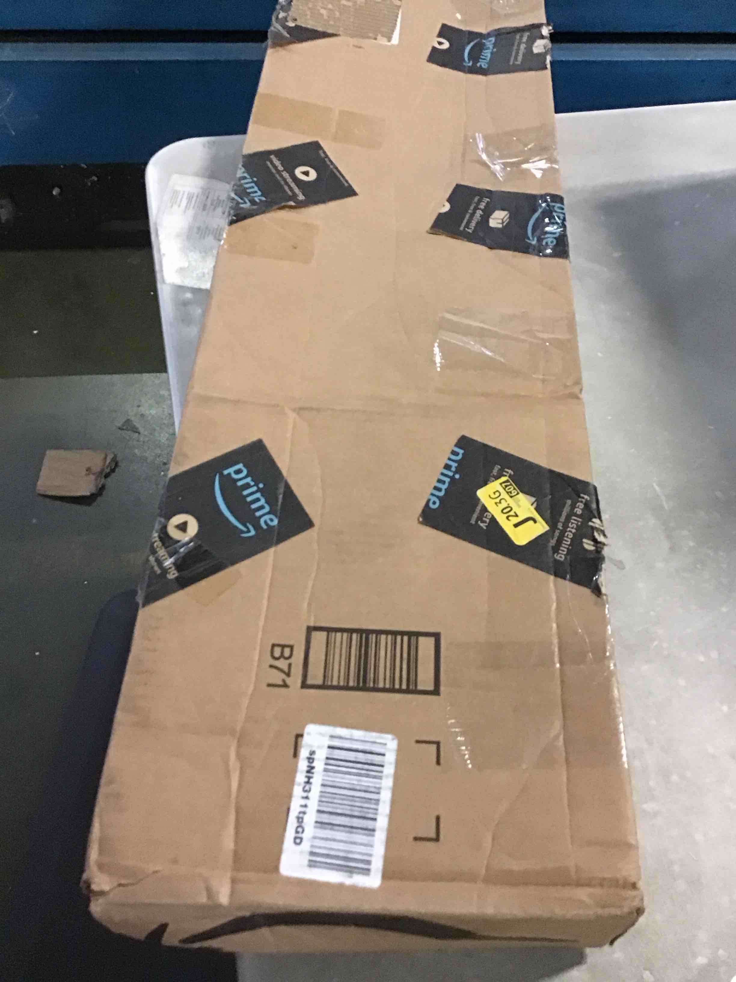 https://s3.amazonaws.com/lotting-images-prod/bidfta/GRN5583017_1701877756579.jpeg