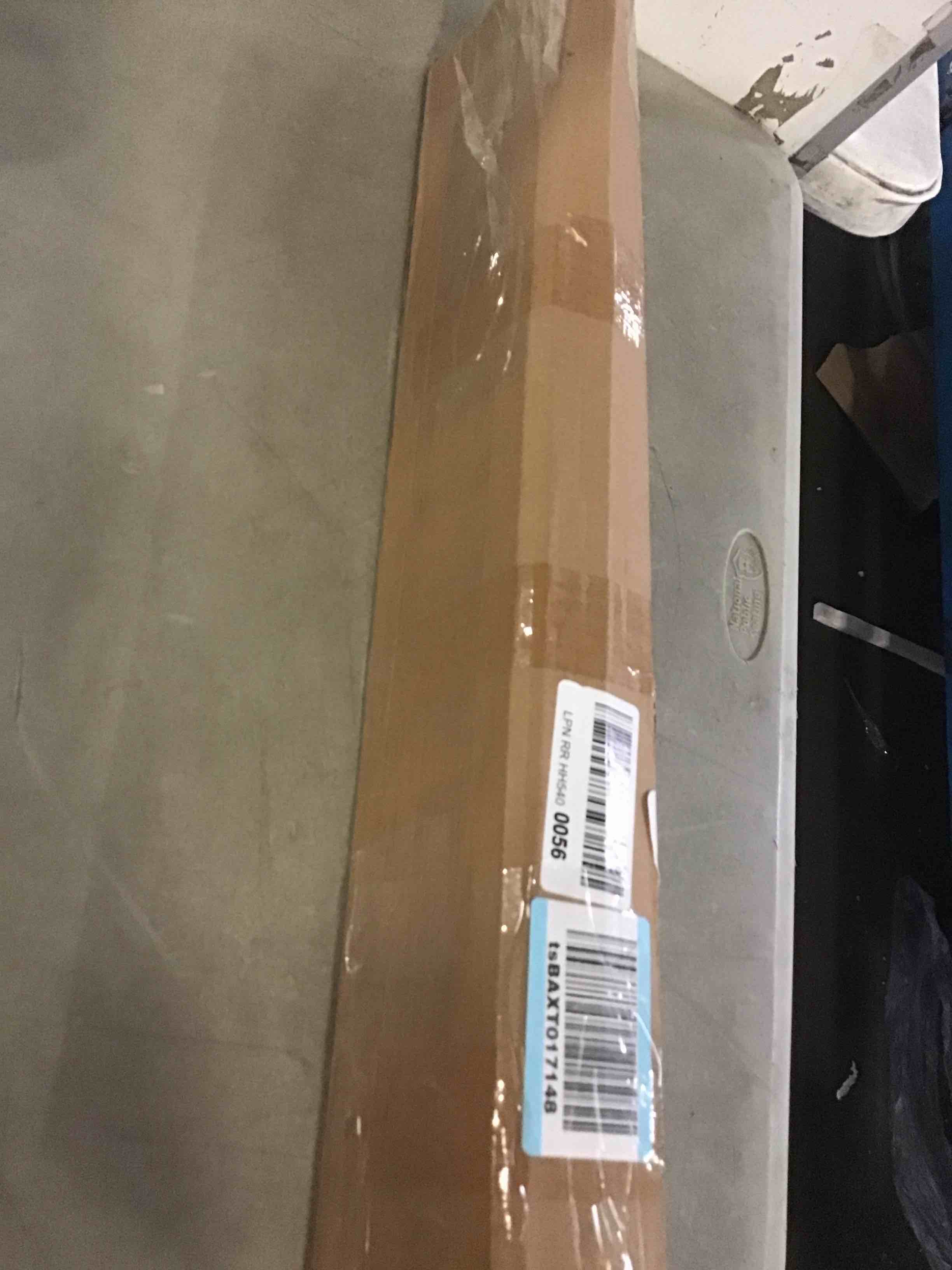 https://s3.amazonaws.com/lotting-images-prod/bidfta/GRN5583323_1701977265808.jpeg