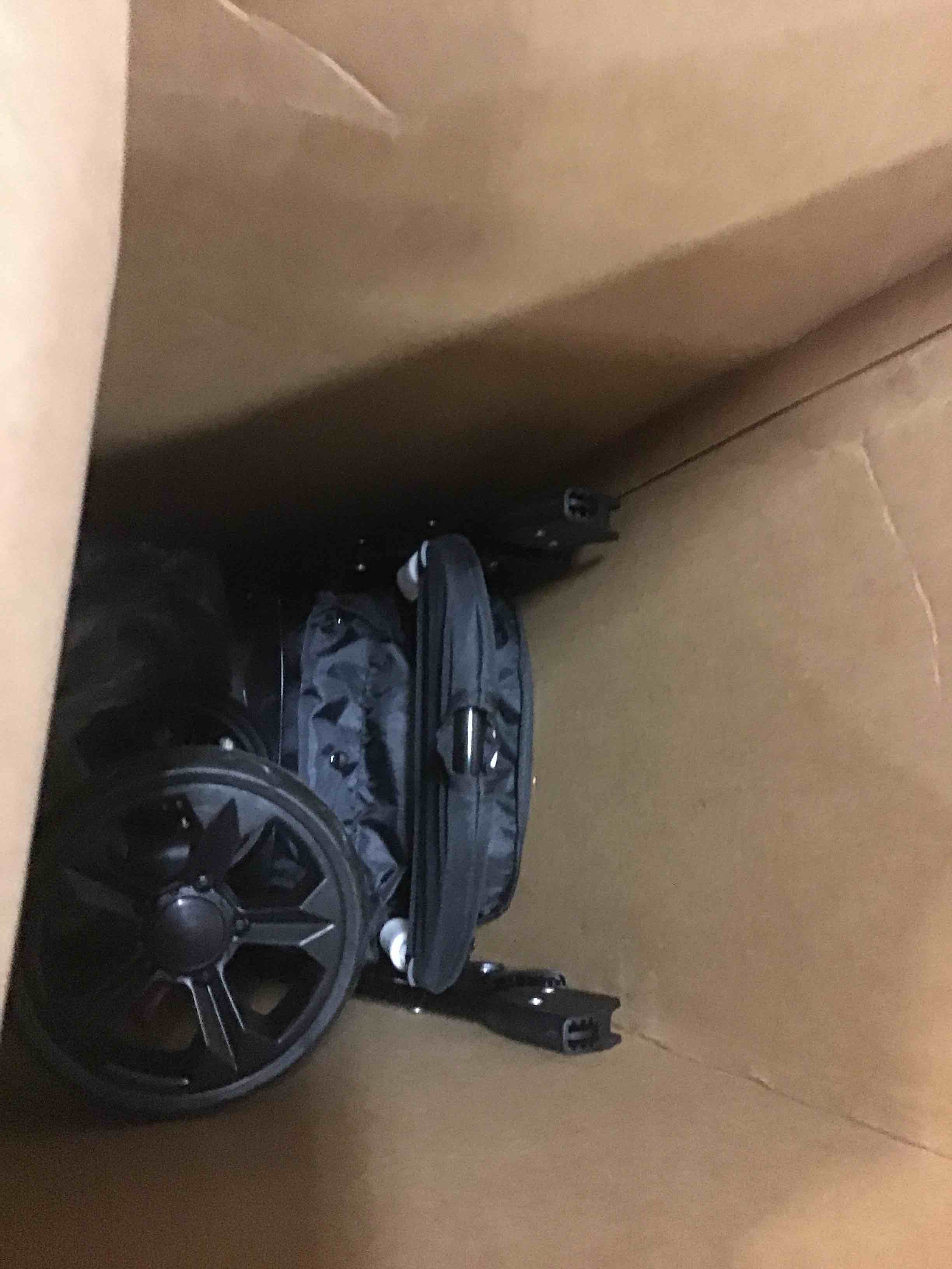 https://s3.amazonaws.com/lotting-images-prod/bidfta/GRN5583552_1701189925961.jpeg
