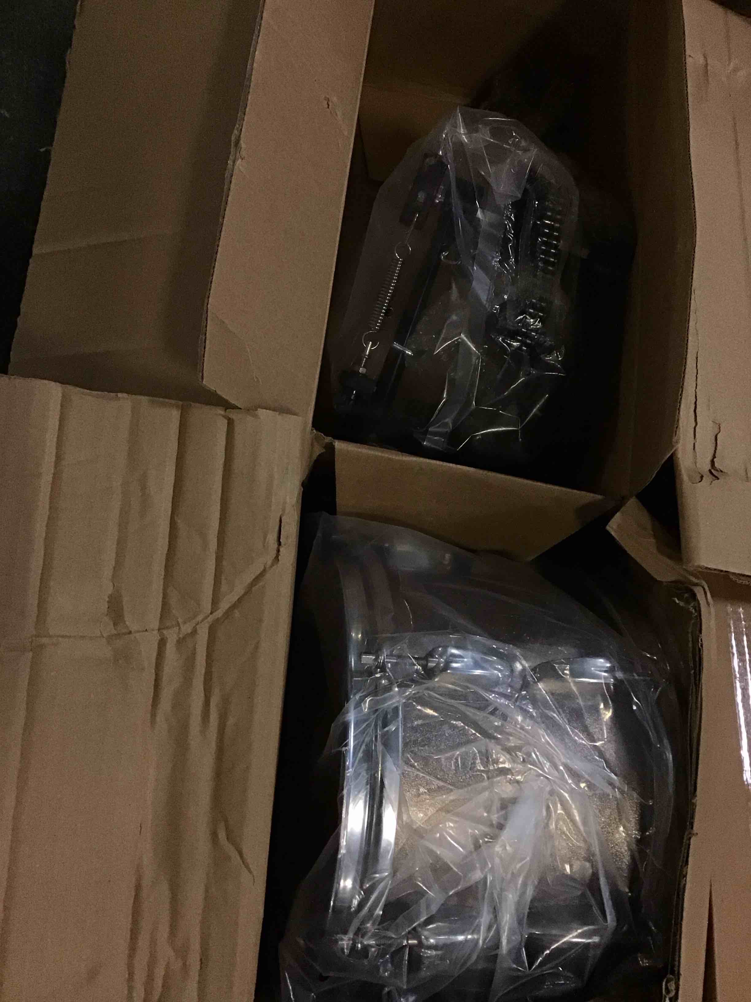 https://s3.amazonaws.com/lotting-images-prod/bidfta/GRN5586060_1702387109124.jpeg