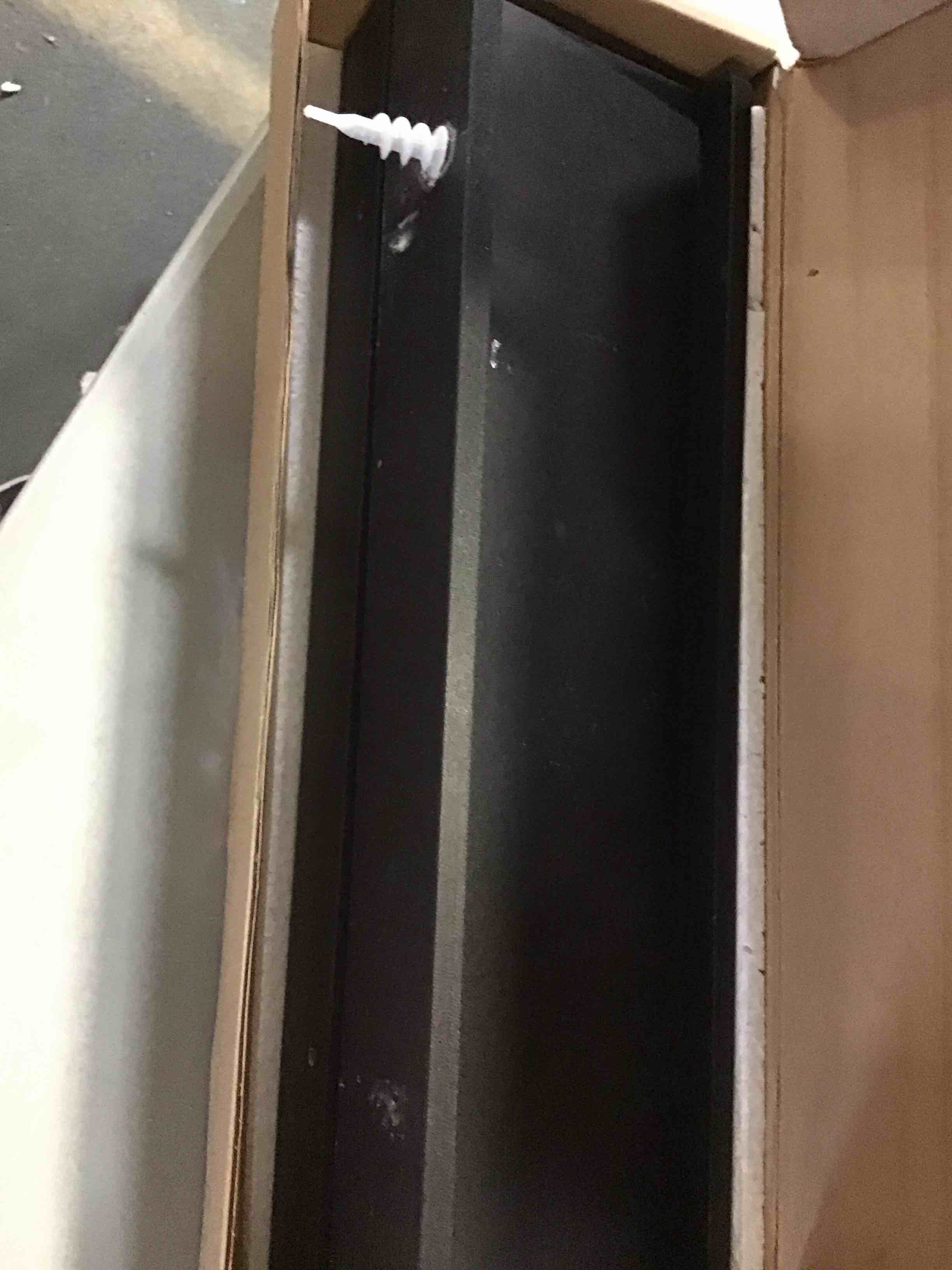 https://s3.amazonaws.com/lotting-images-prod/bidfta/GRN5586208_1702410693501.jpeg