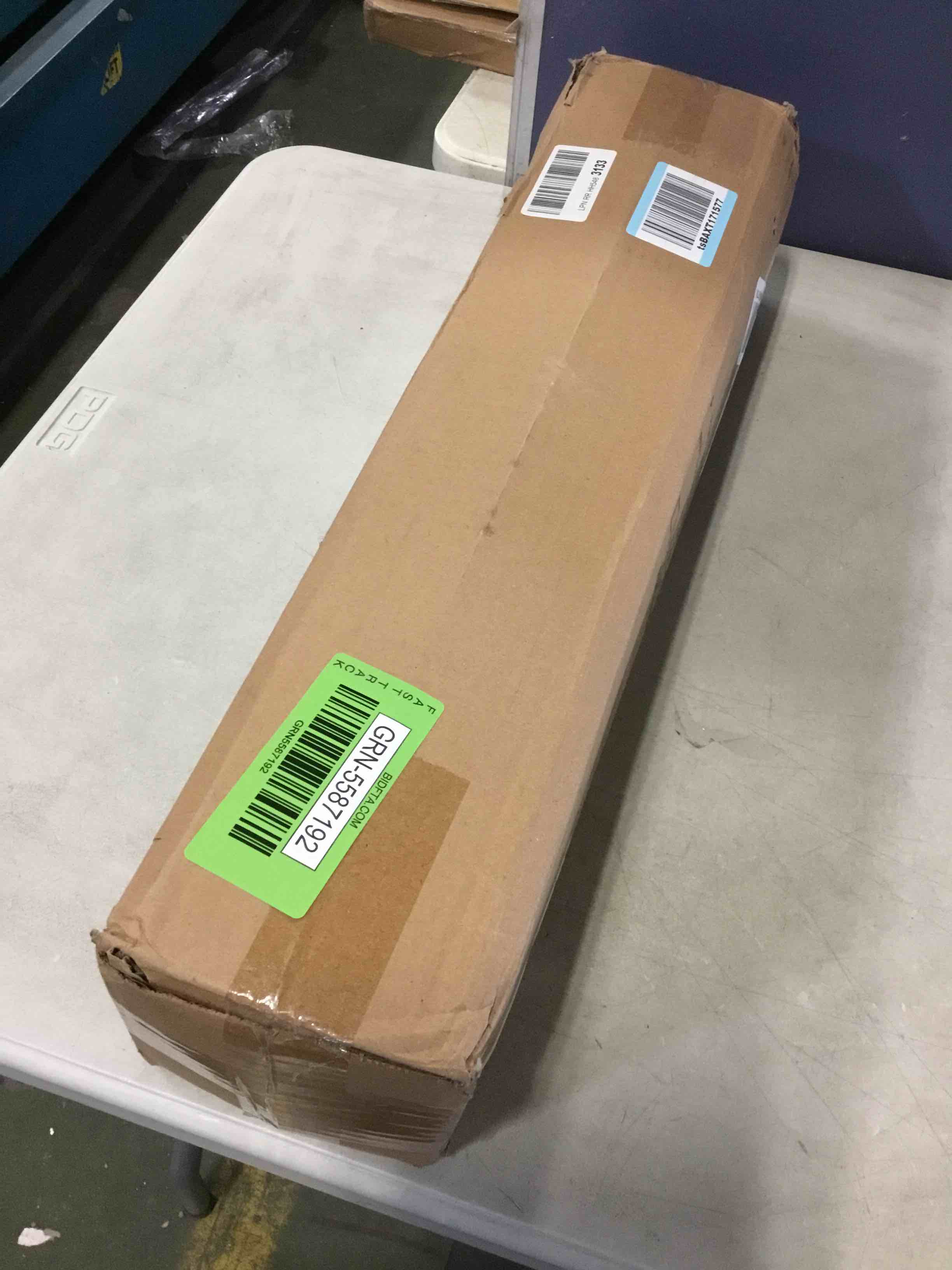 https://s3.amazonaws.com/lotting-images-prod/bidfta/GRN5587192_1701982276822.jpeg