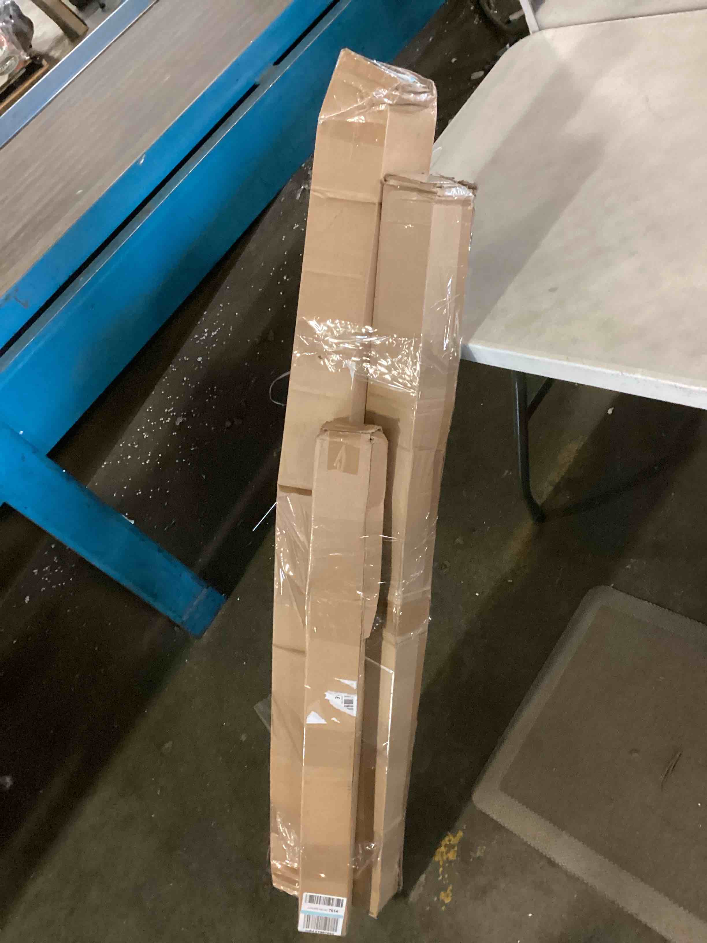 https://s3.amazonaws.com/lotting-images-prod/bidfta/GRN5587974_1700053788468.jpeg