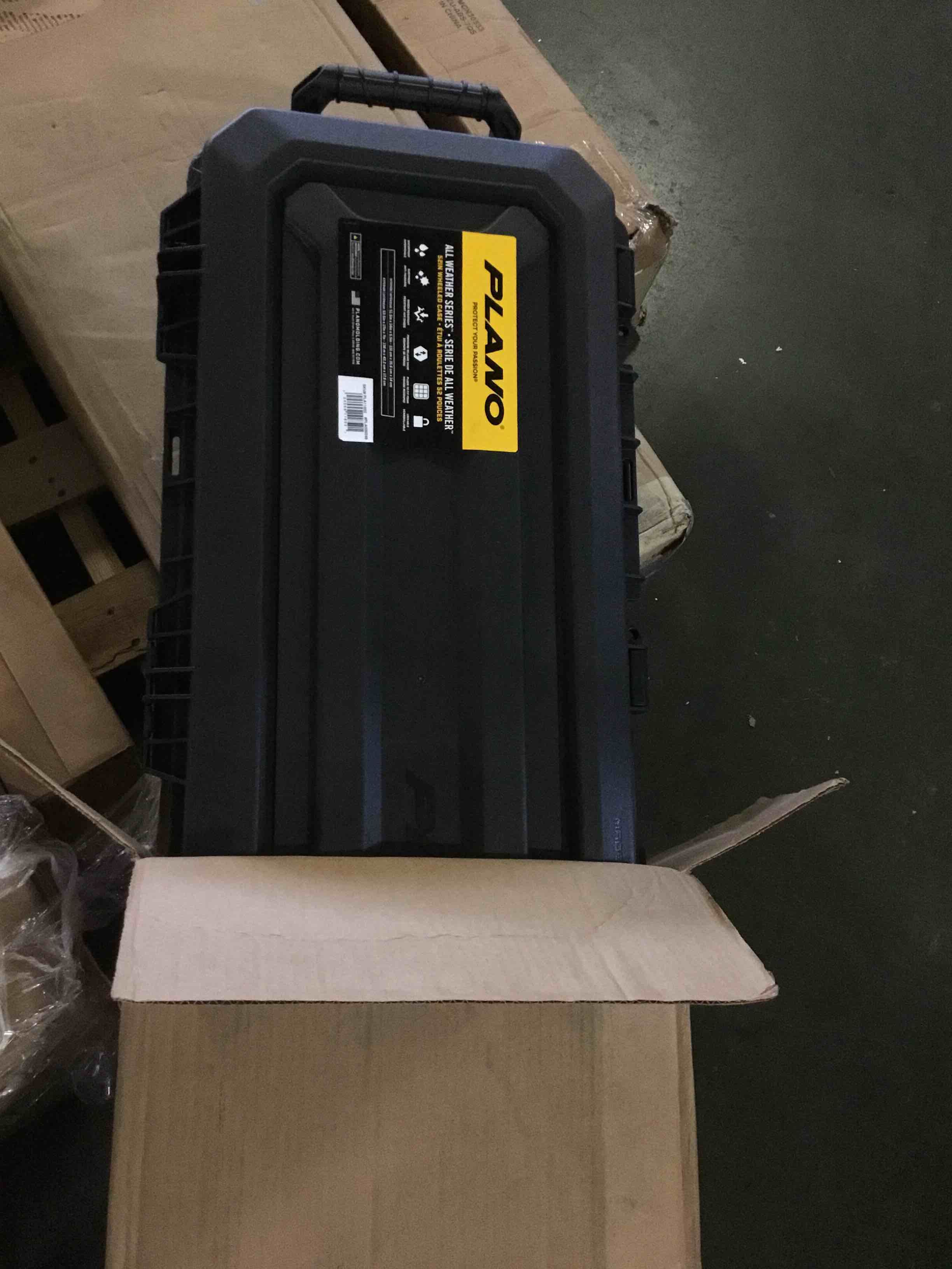 https://s3.amazonaws.com/lotting-images-prod/bidfta/GRN5588128_1700078115882.jpeg