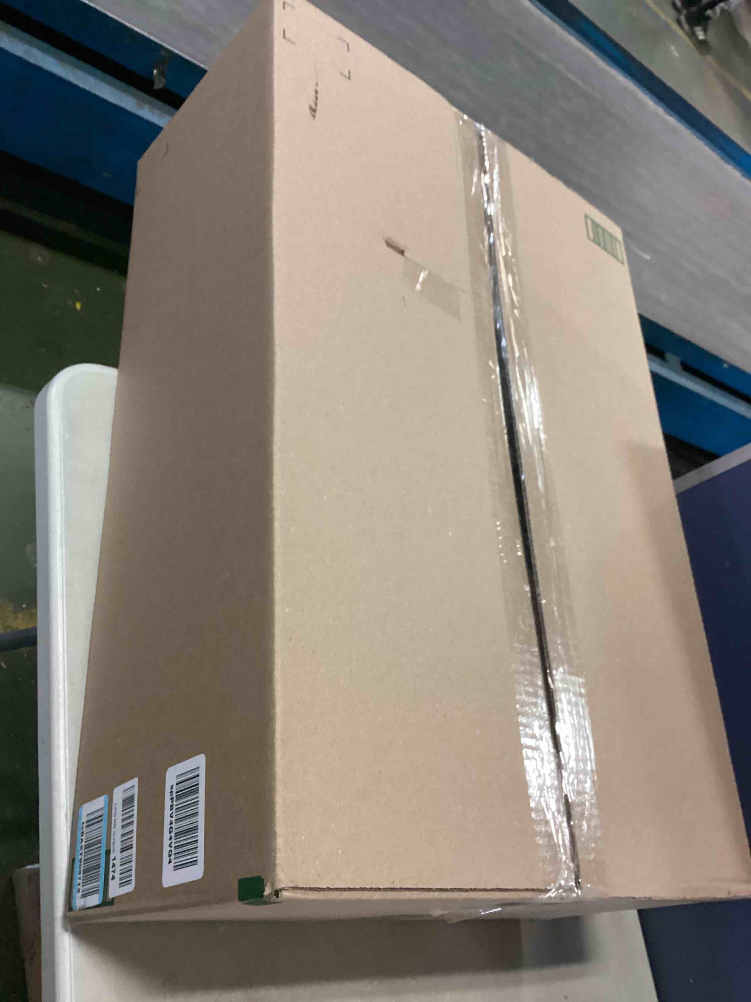 https://s3.amazonaws.com/lotting-images-prod/bidfta/GRN5588302_1700162823908.jpeg