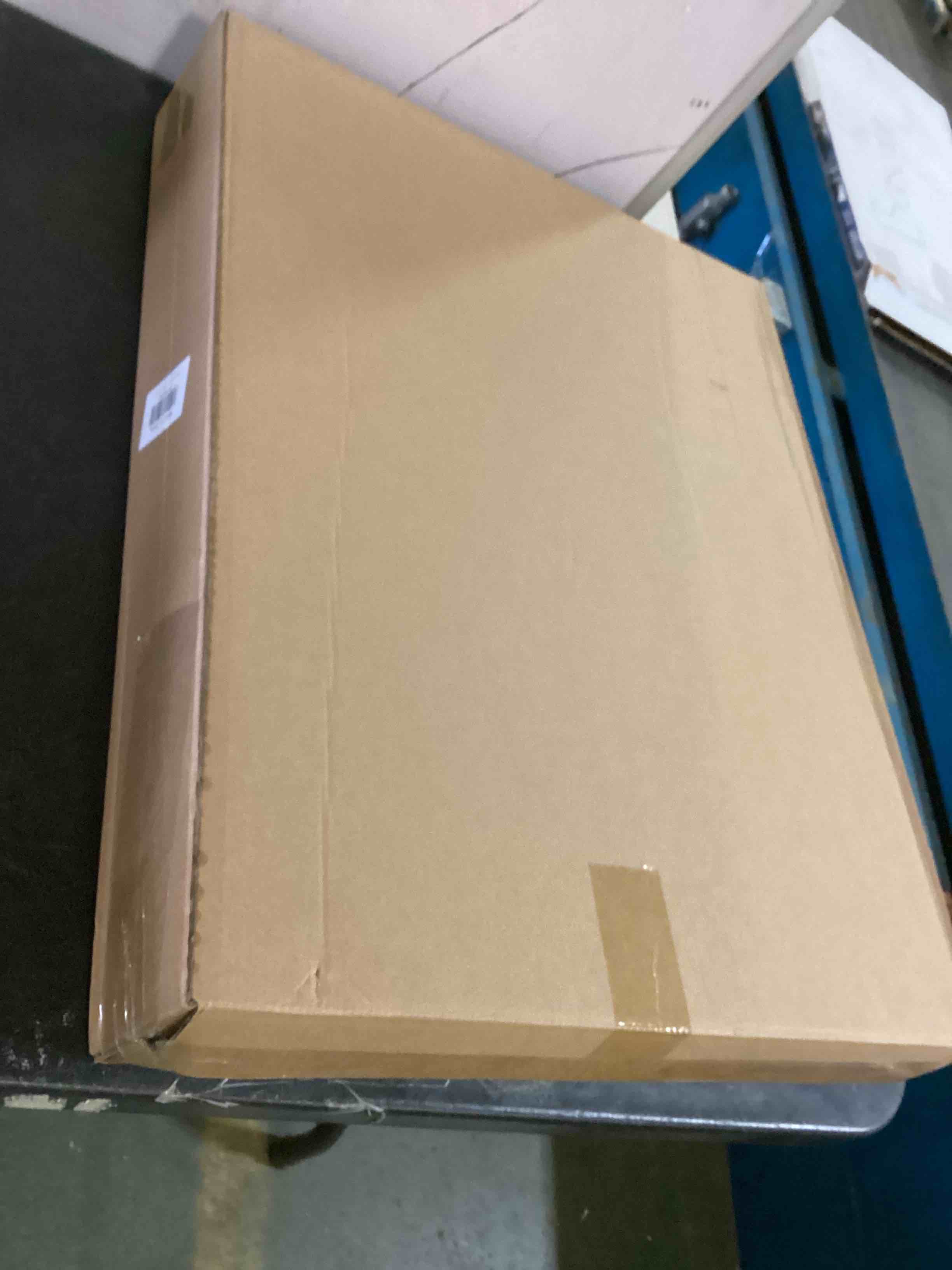https://s3.amazonaws.com/lotting-images-prod/bidfta/GRN5588898_1701197482117.jpeg