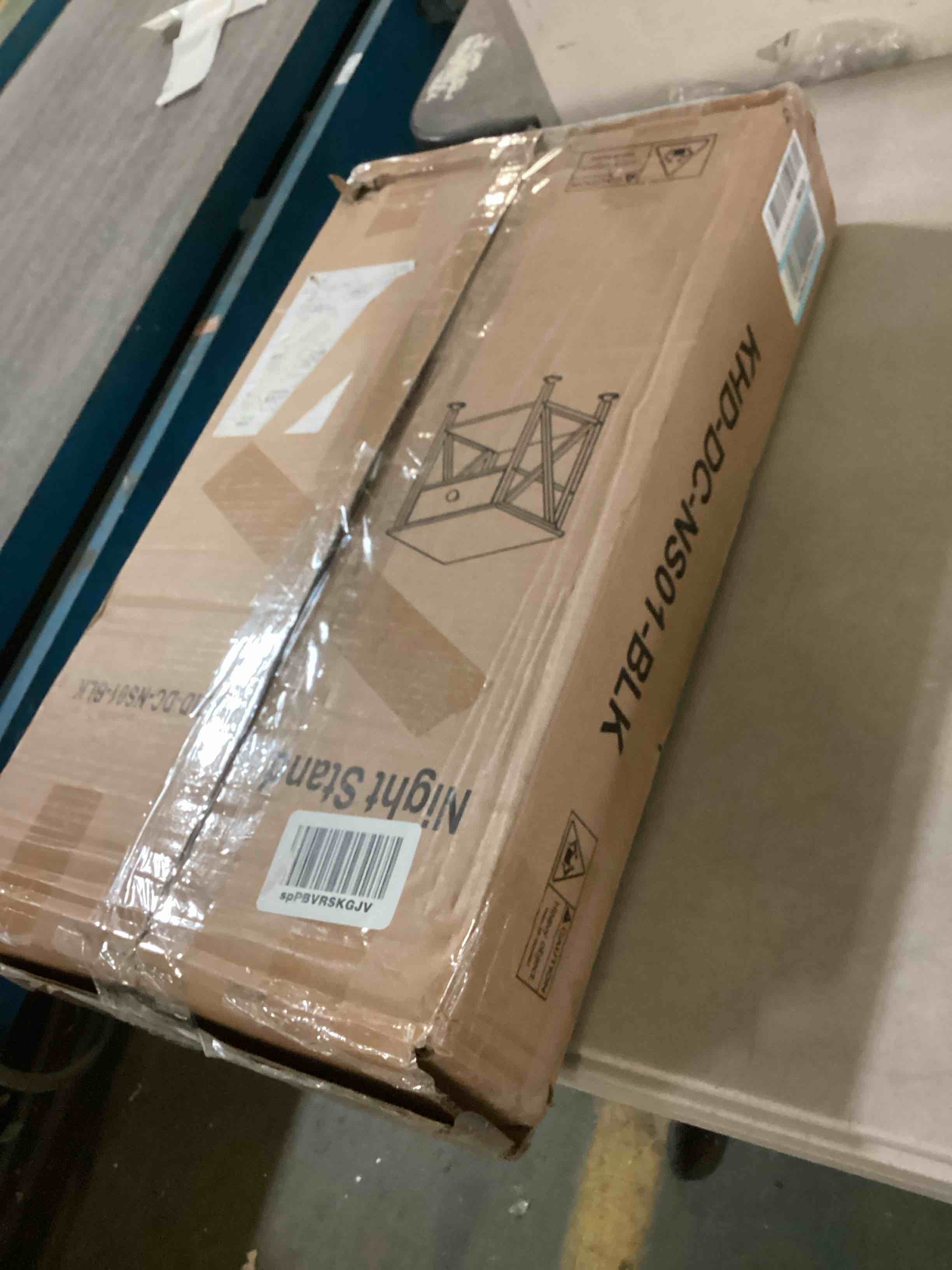 https://s3.amazonaws.com/lotting-images-prod/bidfta/GRN5589146_1701293272702.jpeg