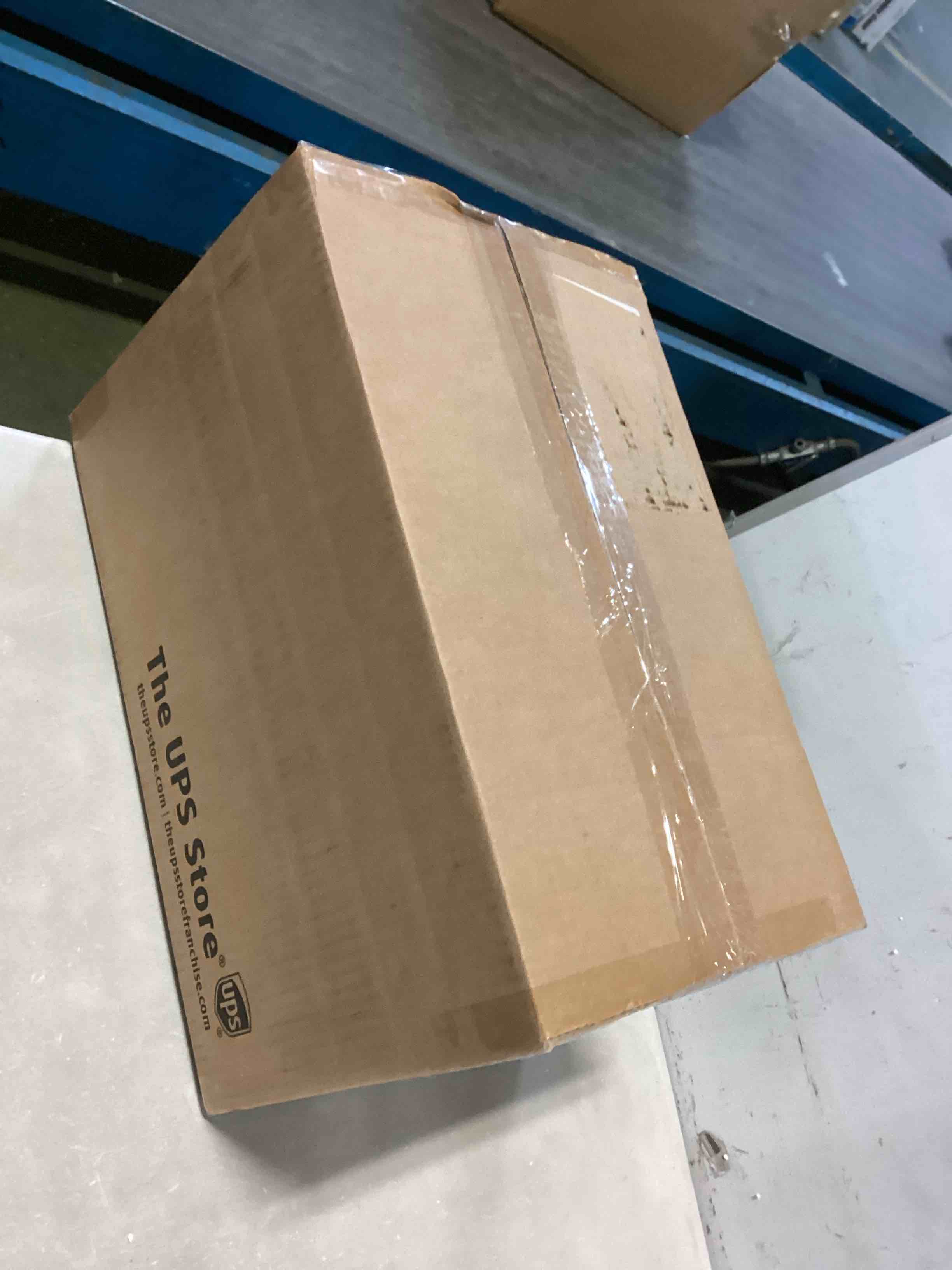 https://s3.amazonaws.com/lotting-images-prod/bidfta/GRN5589436_1701786664104.jpeg