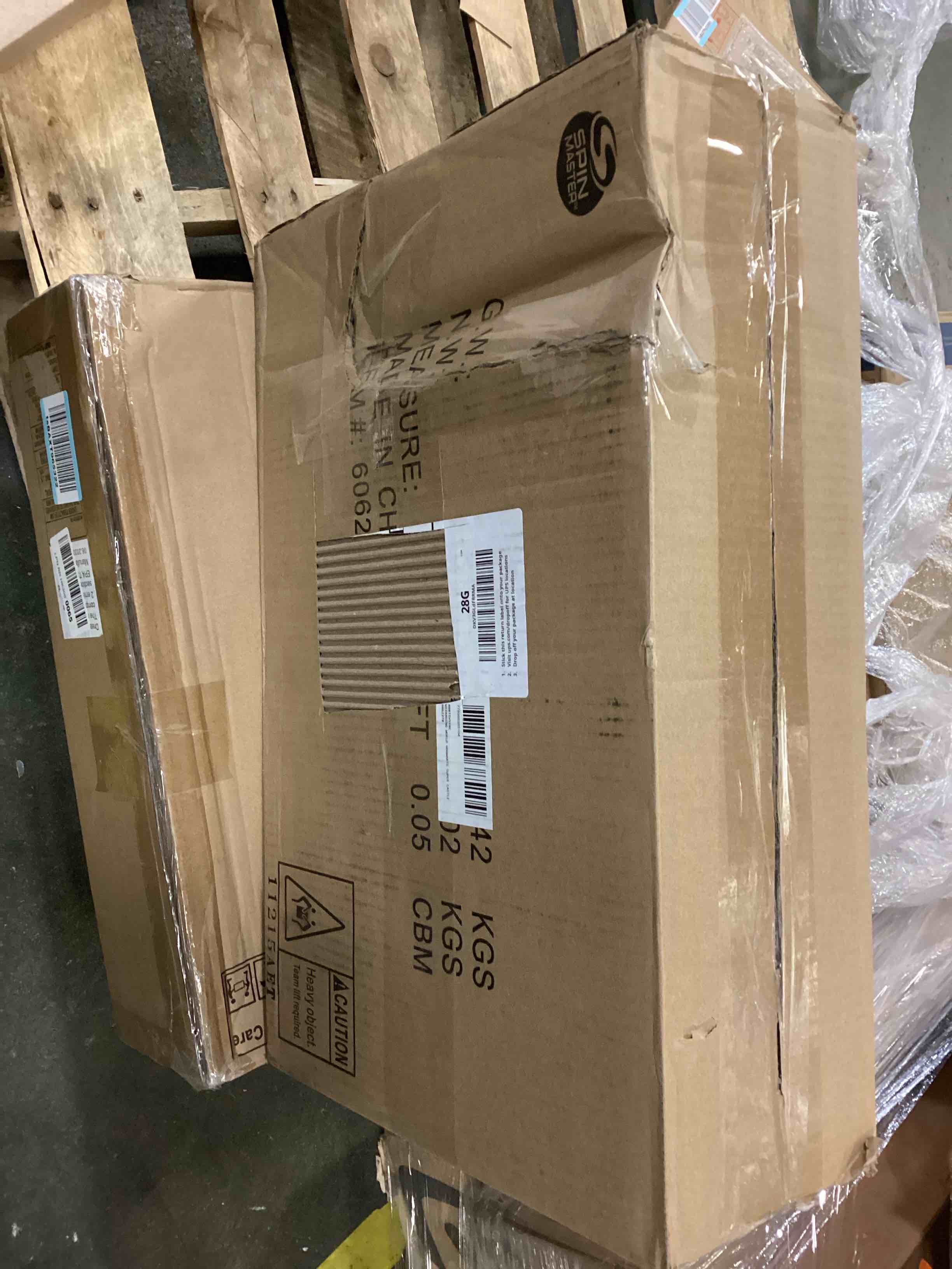 https://s3.amazonaws.com/lotting-images-prod/bidfta/GRN5590696_1700514884028.jpeg