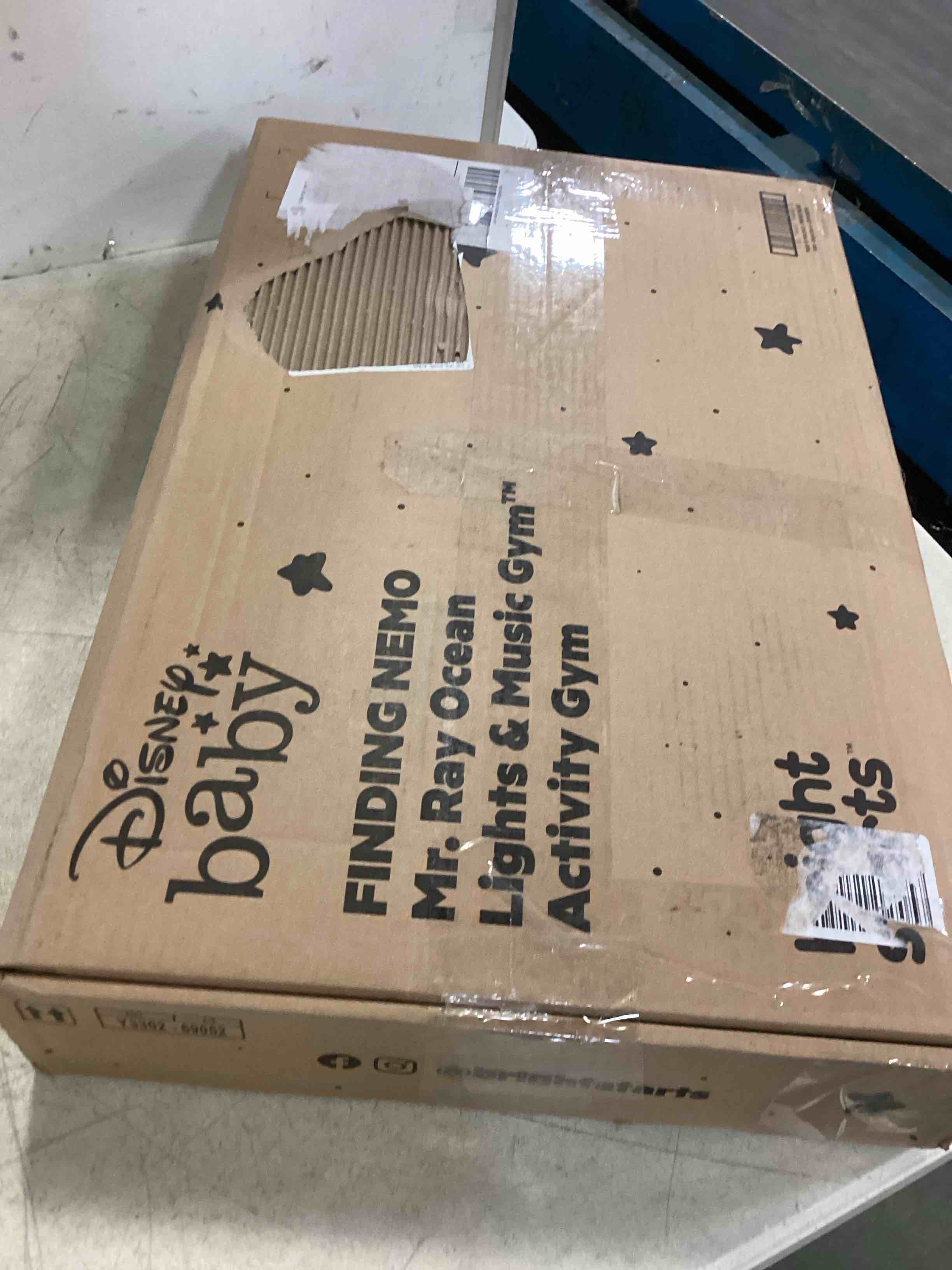 https://s3.amazonaws.com/lotting-images-prod/bidfta/GRN5591855_1699628231796.jpeg