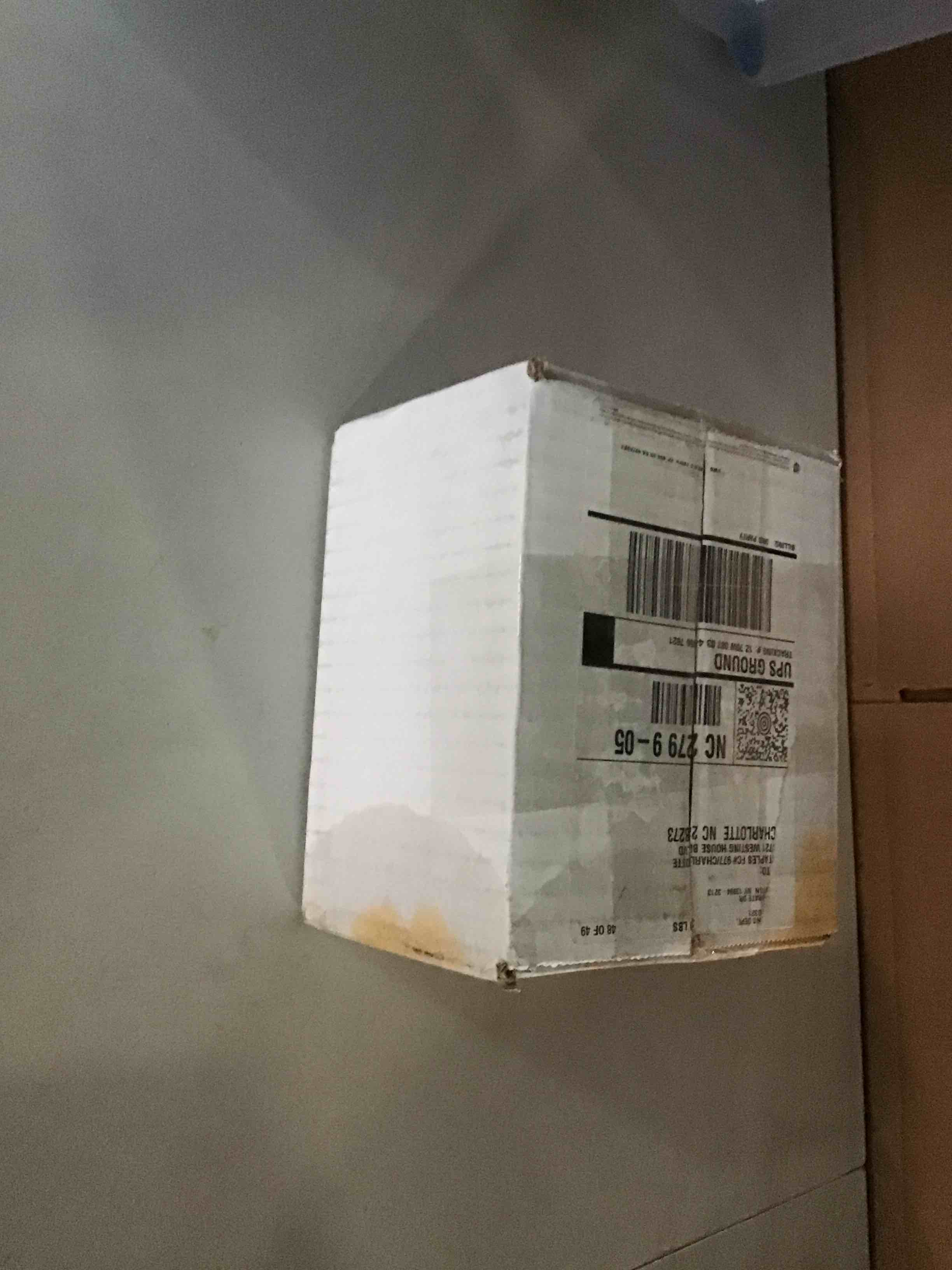 https://s3.amazonaws.com/lotting-images-prod/bidfta/GRN5592976_1700137715431.jpeg