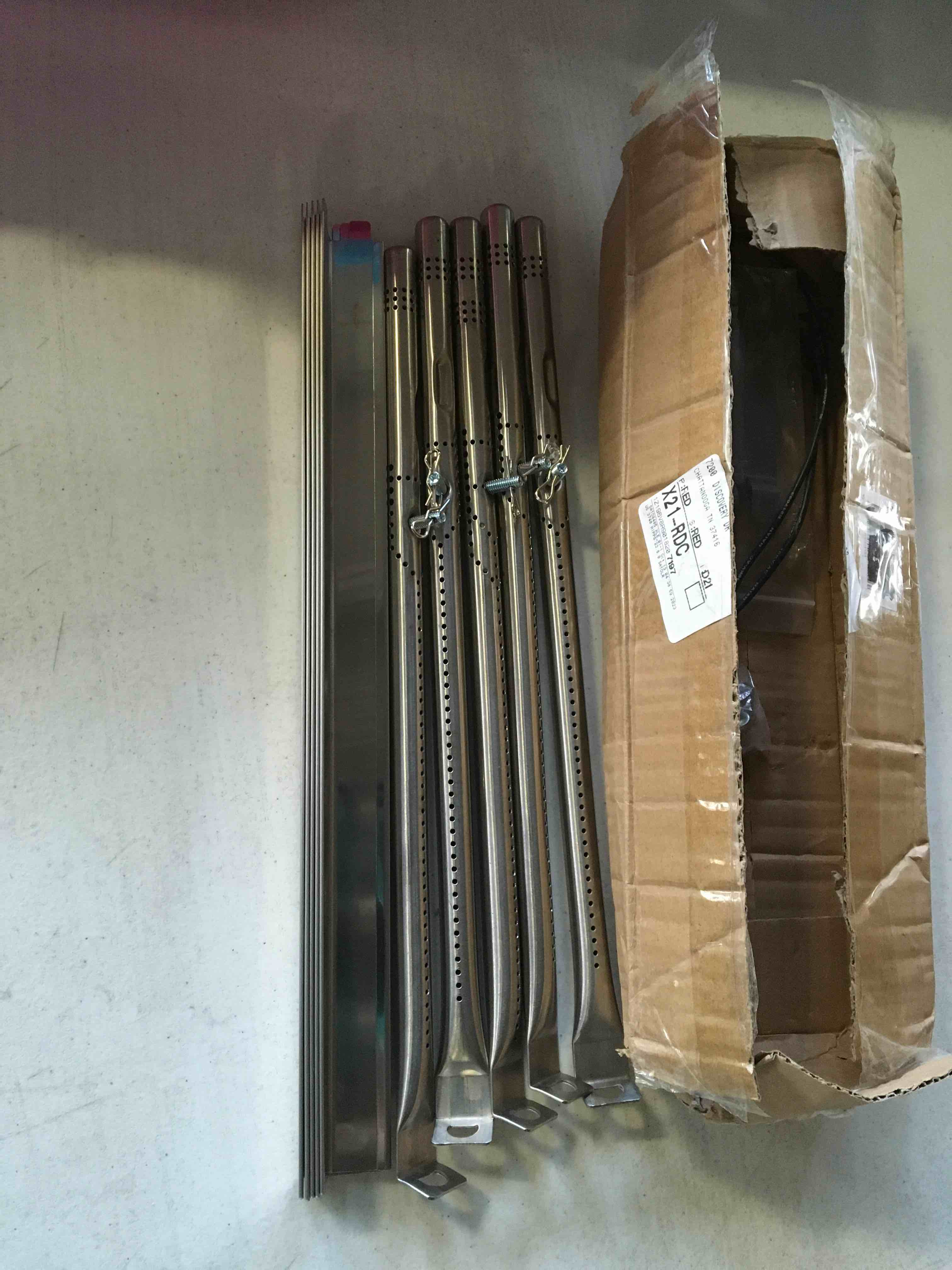 https://s3.amazonaws.com/lotting-images-prod/bidfta/GRN5593693_1701115662714.jpeg