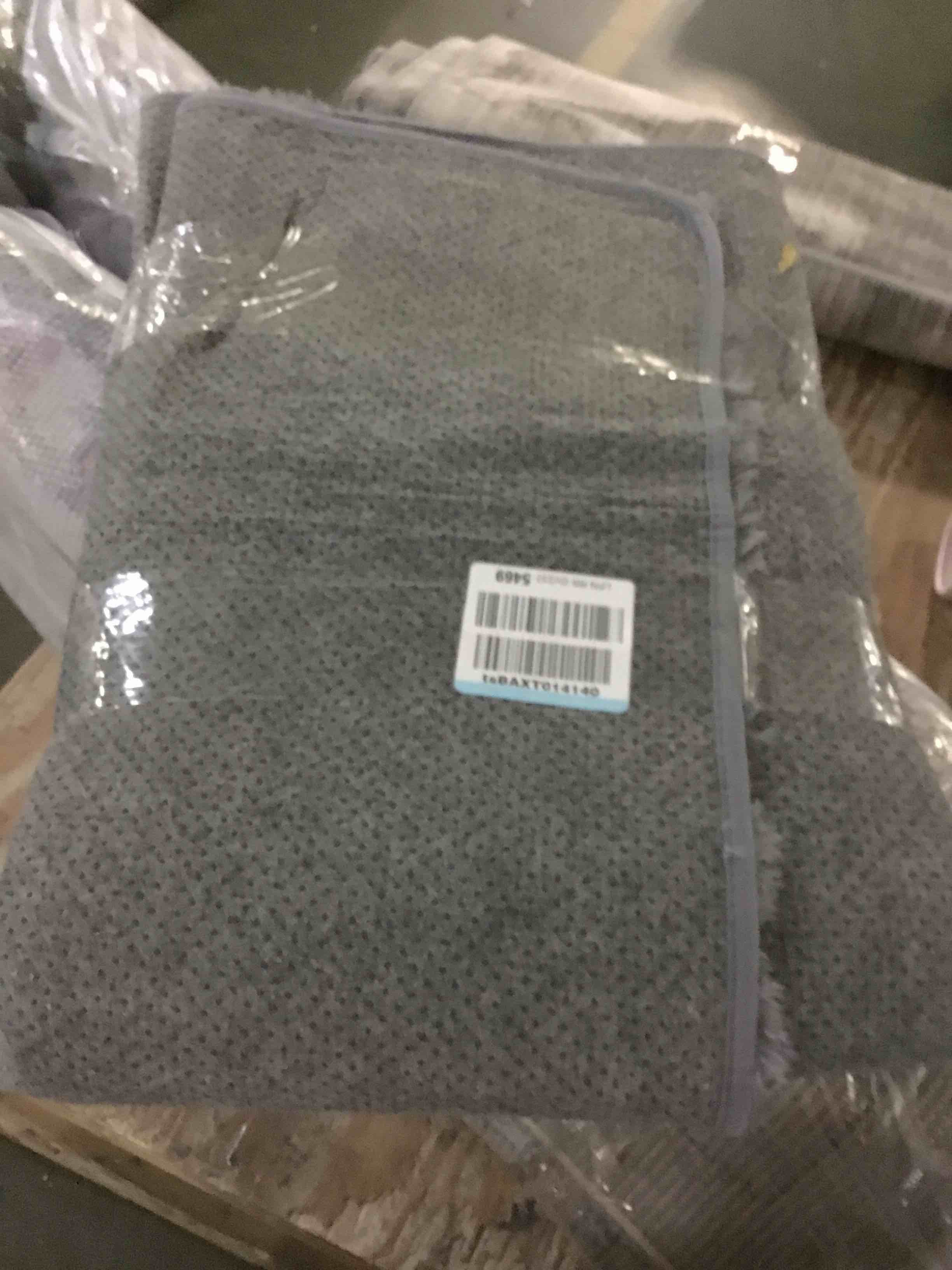 https://s3.amazonaws.com/lotting-images-prod/bidfta/GRN5596138_1700245932910.jpeg