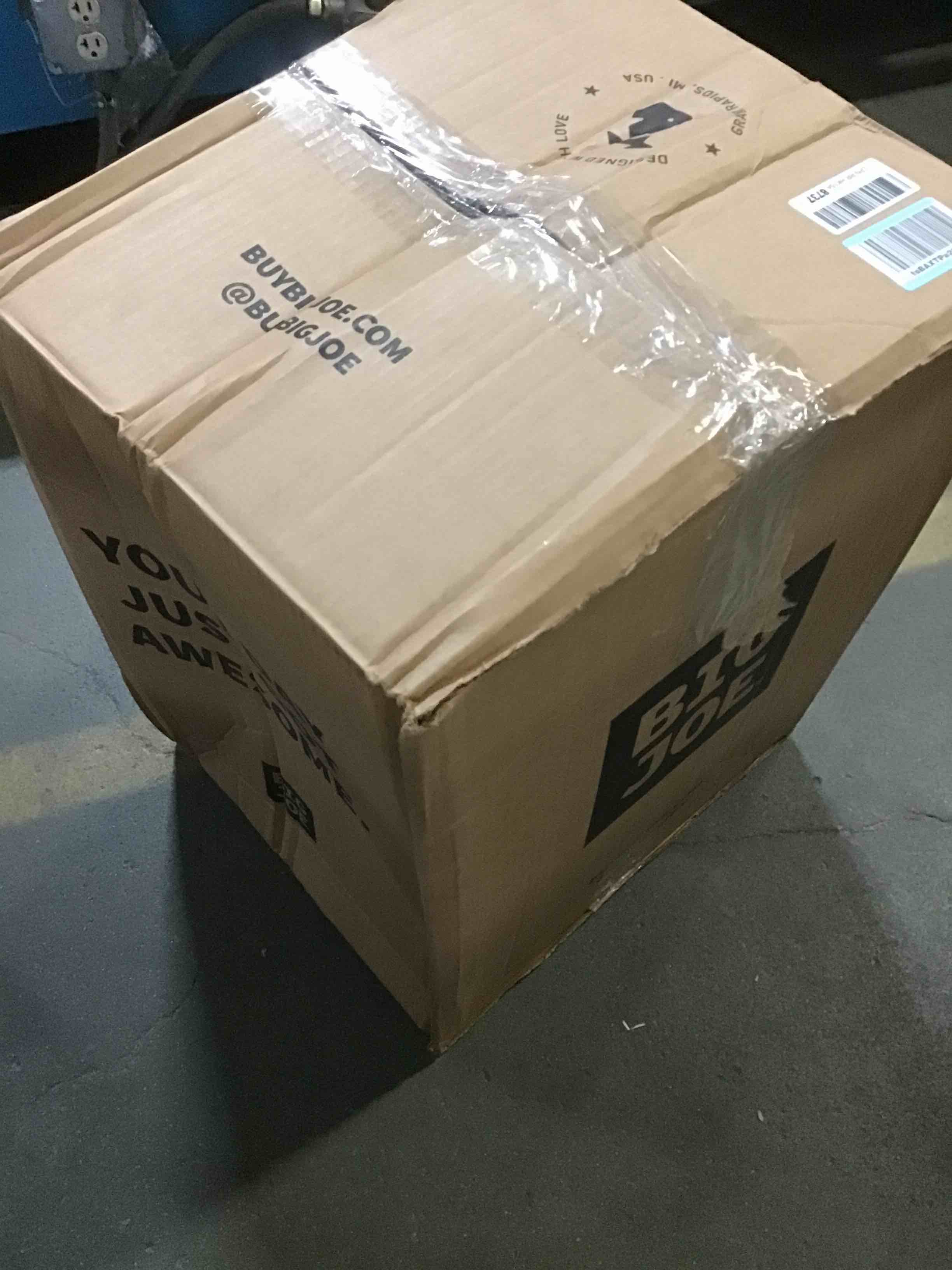 https://s3.amazonaws.com/lotting-images-prod/bidfta/GRN5598670_1700140290683.jpeg