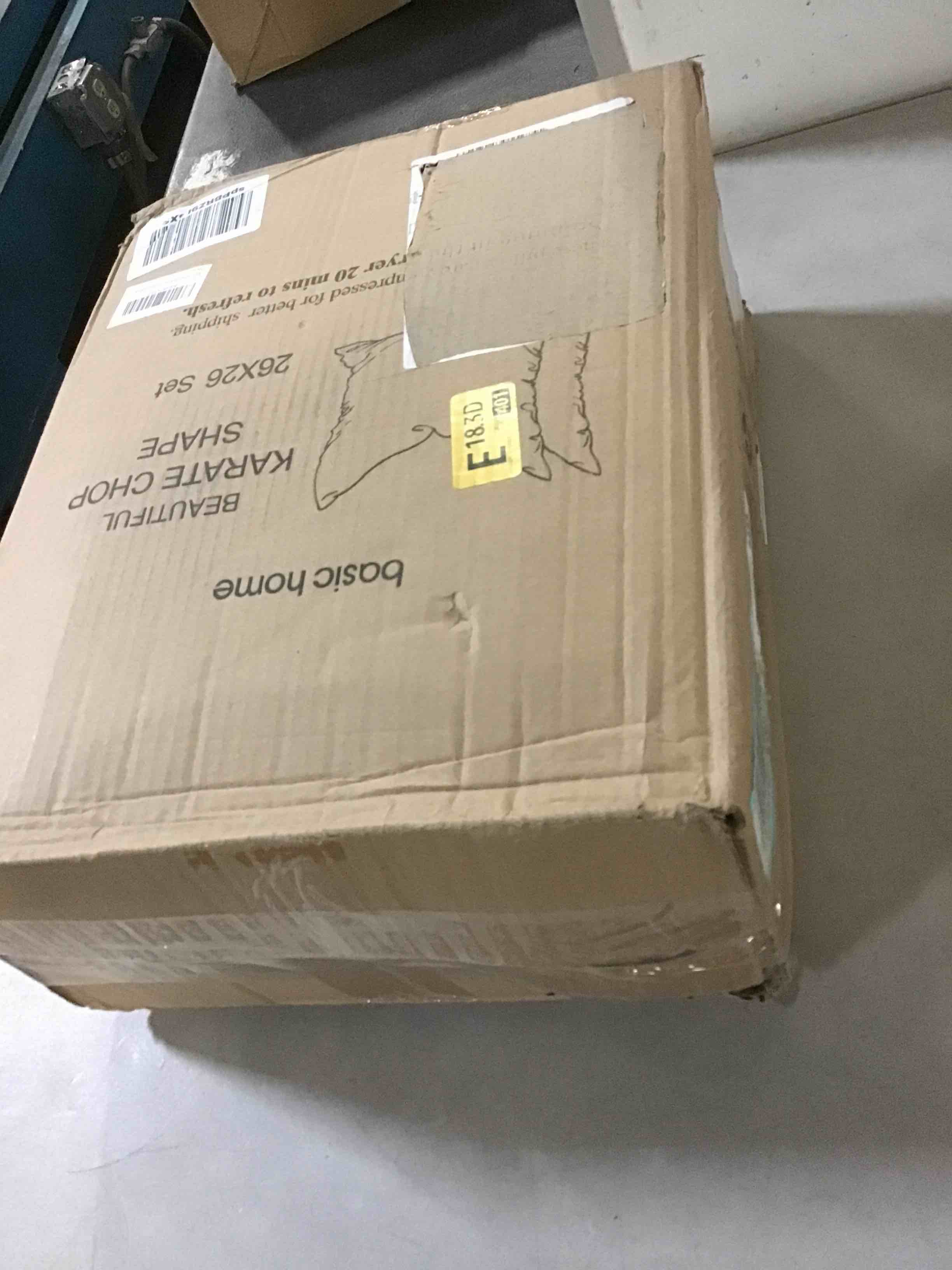 https://s3.amazonaws.com/lotting-images-prod/bidfta/GRN5599025_1700248953787.jpeg
