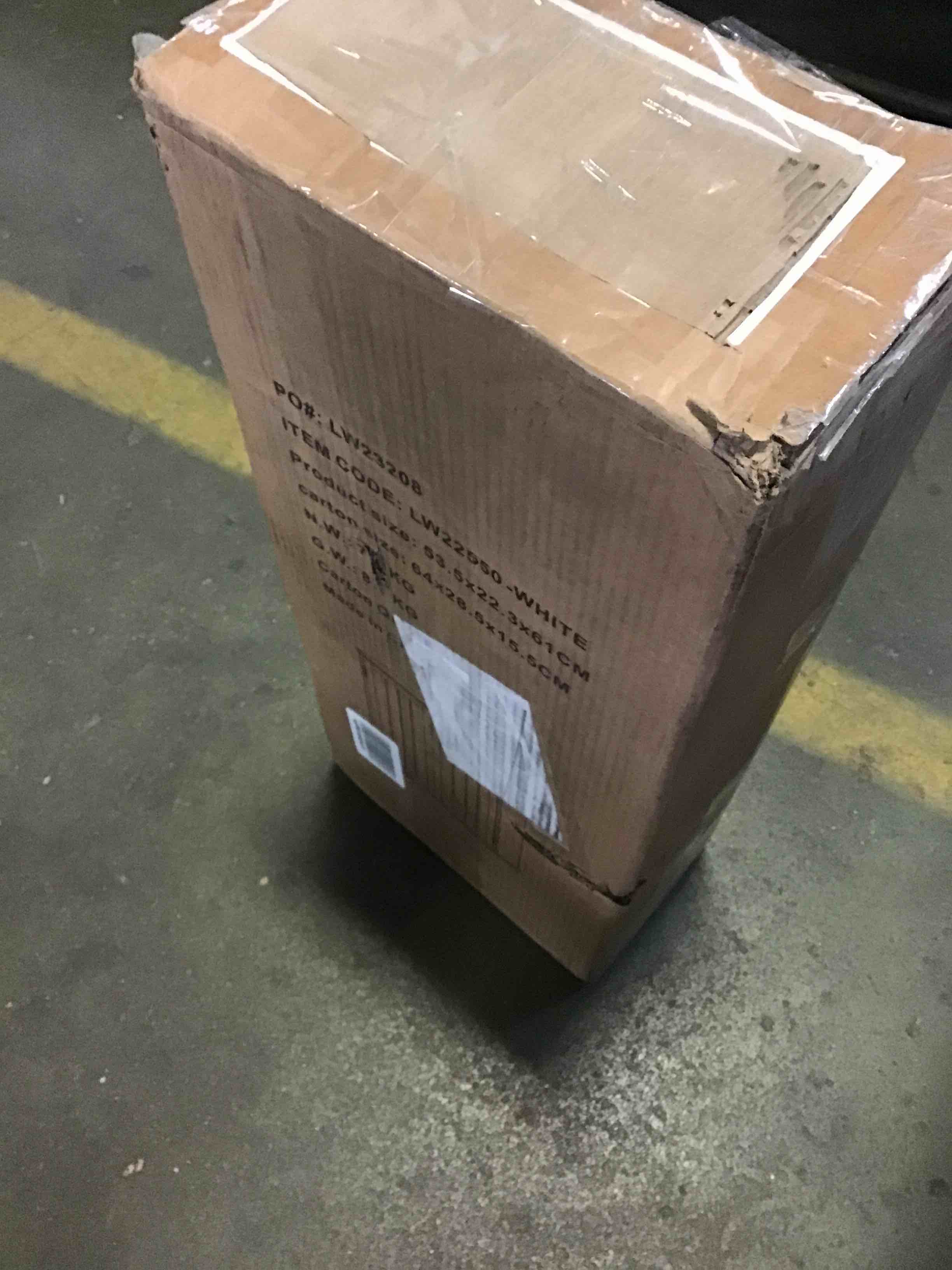 https://s3.amazonaws.com/lotting-images-prod/bidfta/GRN5599793_1700837655822.jpeg