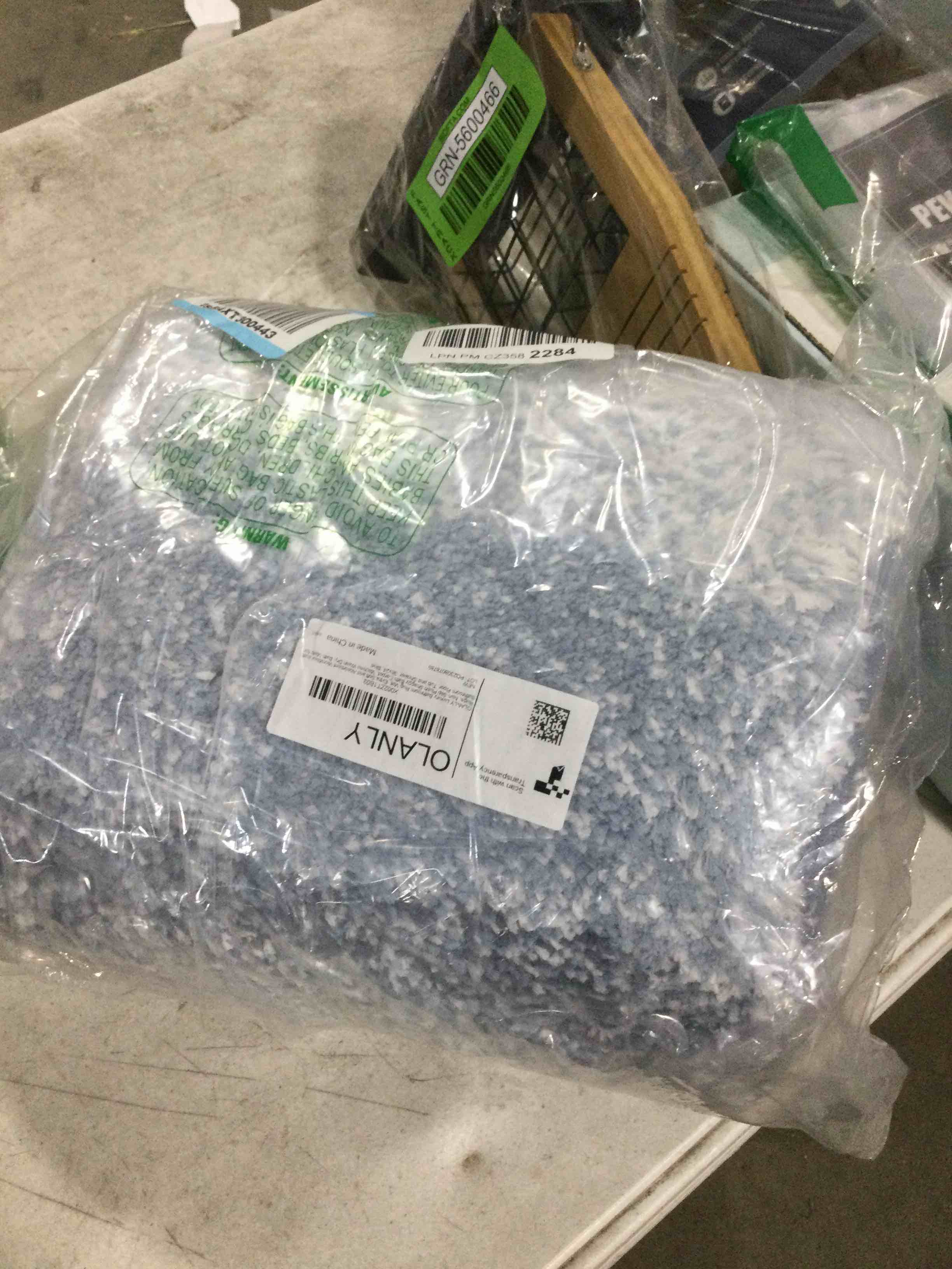 https://s3.amazonaws.com/lotting-images-prod/bidfta/GRN5600467_1712243667145.jpeg