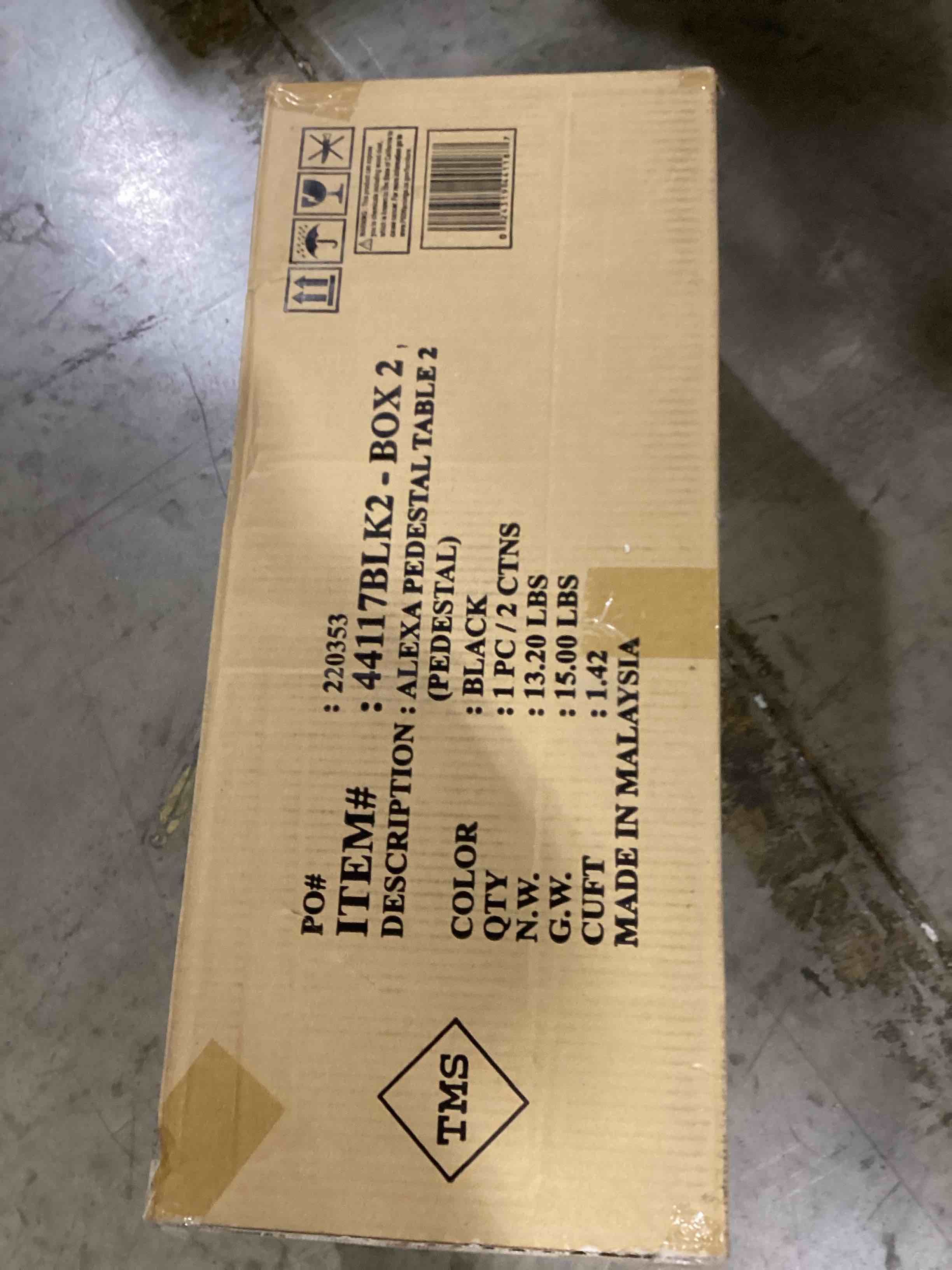 https://s3.amazonaws.com/lotting-images-prod/bidfta/GRN5600634_1712668633846.jpeg