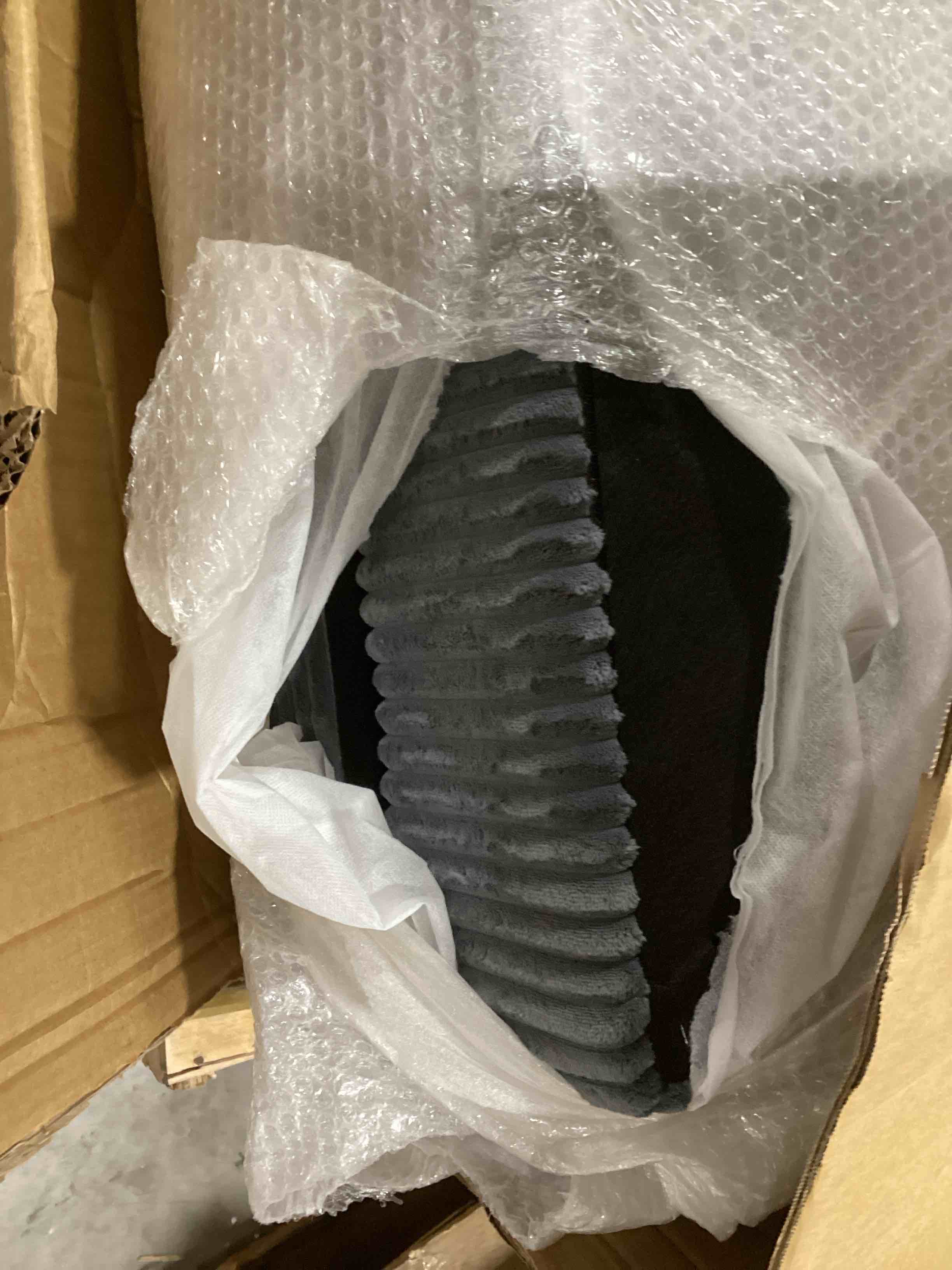 https://s3.amazonaws.com/lotting-images-prod/bidfta/GRN5601107_1713205932810.jpeg