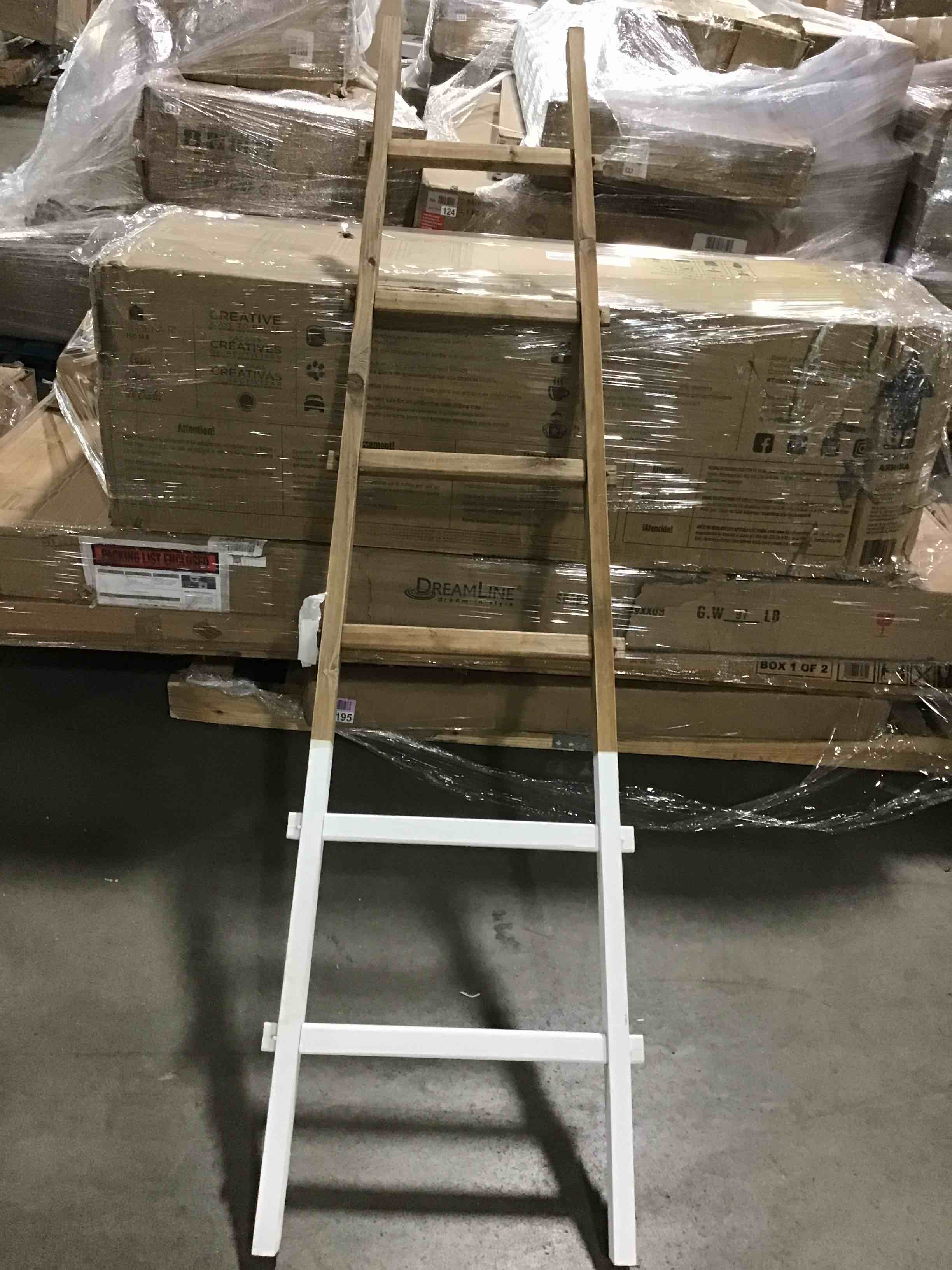 set of 2 wooden ladder 