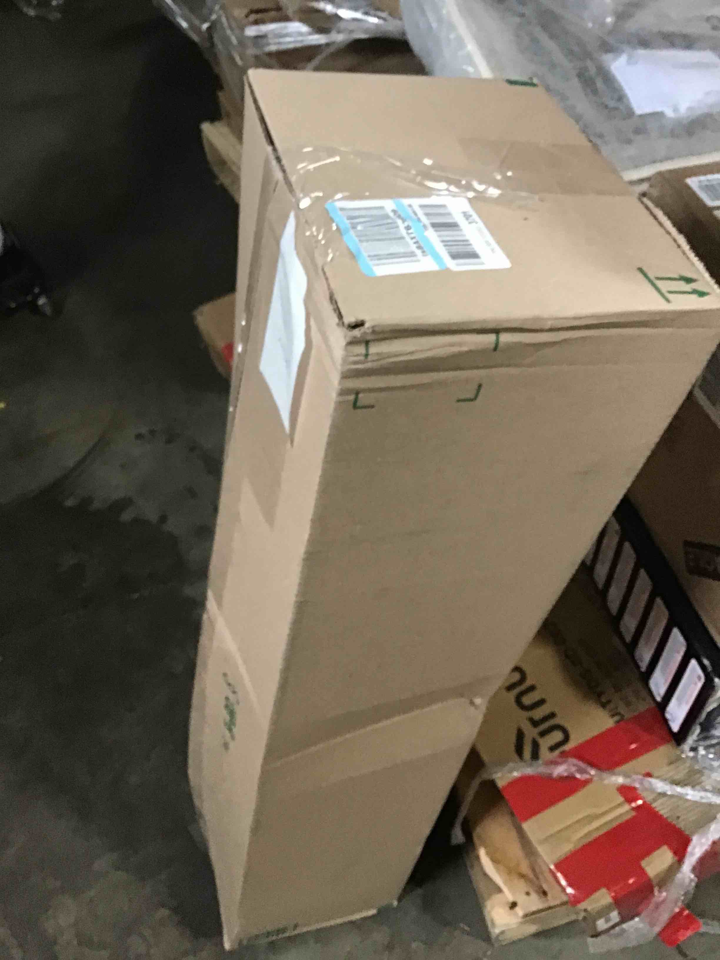https://s3.amazonaws.com/lotting-images-prod/bidfta/GRN5604303_1709747221209.jpeg
