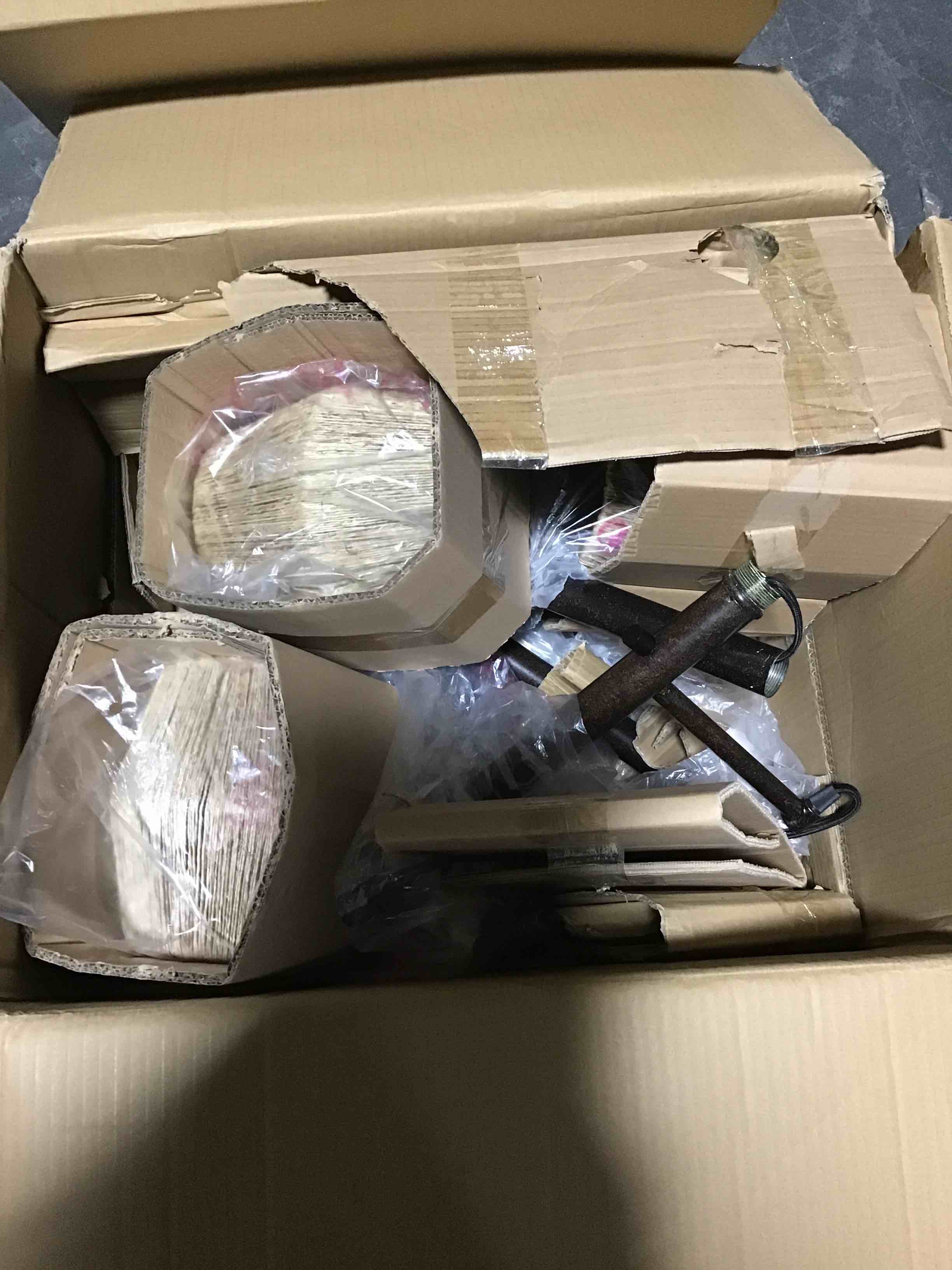https://s3.amazonaws.com/lotting-images-prod/bidfta/GRN5604504_1710861156923.jpeg