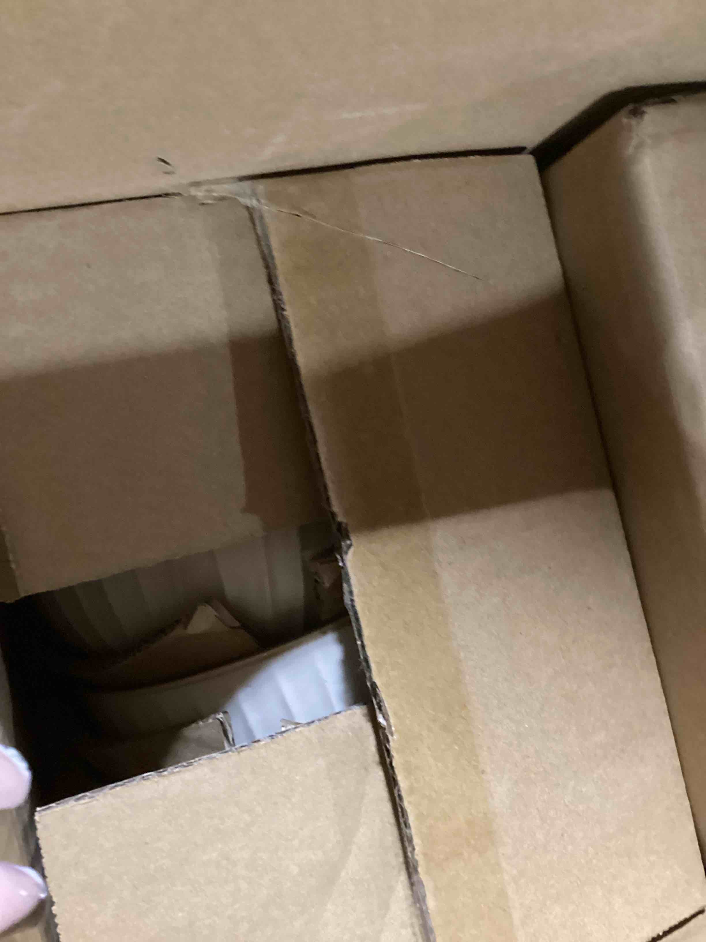 https://s3.amazonaws.com/lotting-images-prod/bidfta/GRN5605389_1712583207526.jpeg