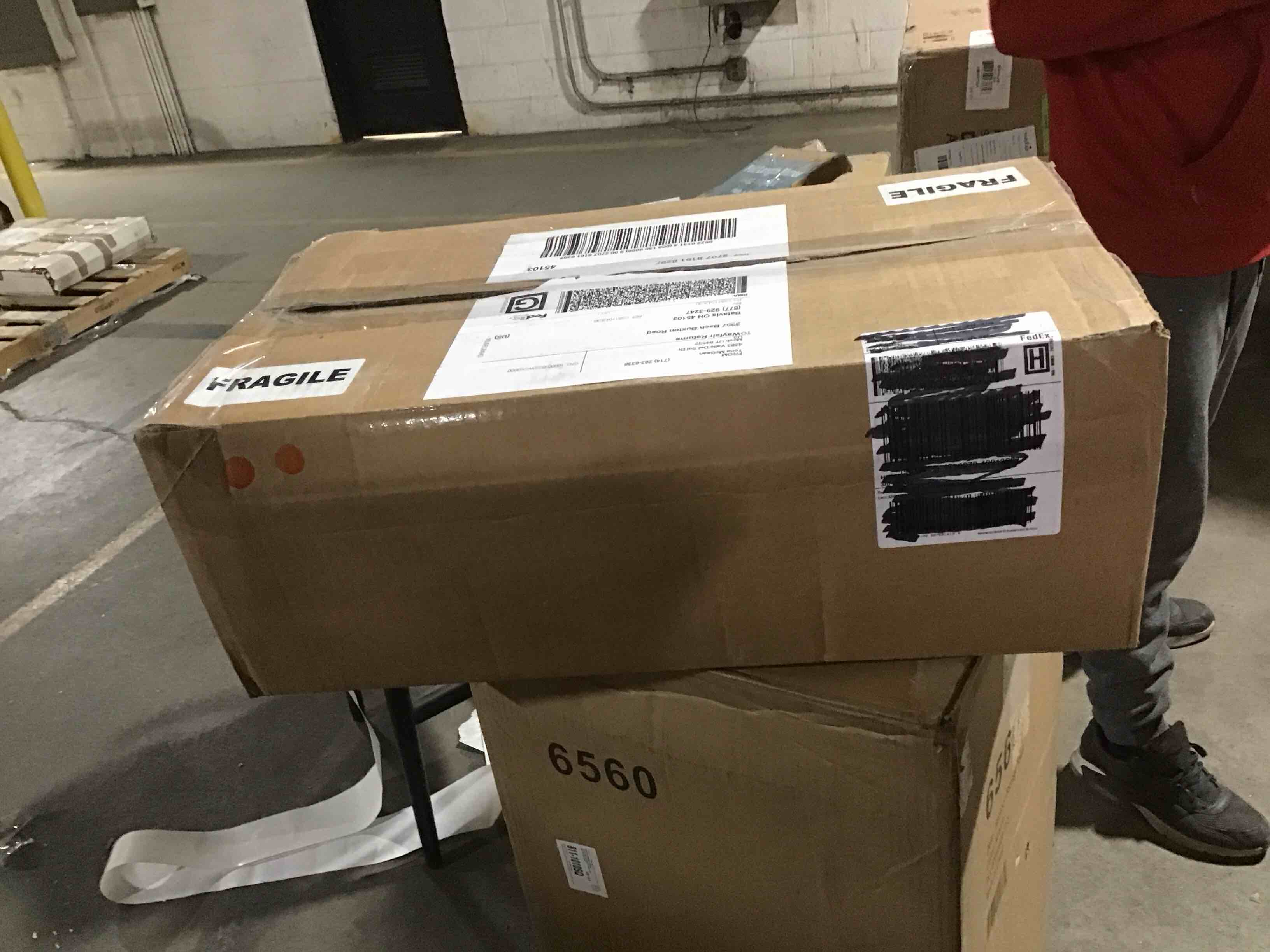 https://s3.amazonaws.com/lotting-images-prod/bidfta/GRN5606497_1708546202346.jpeg