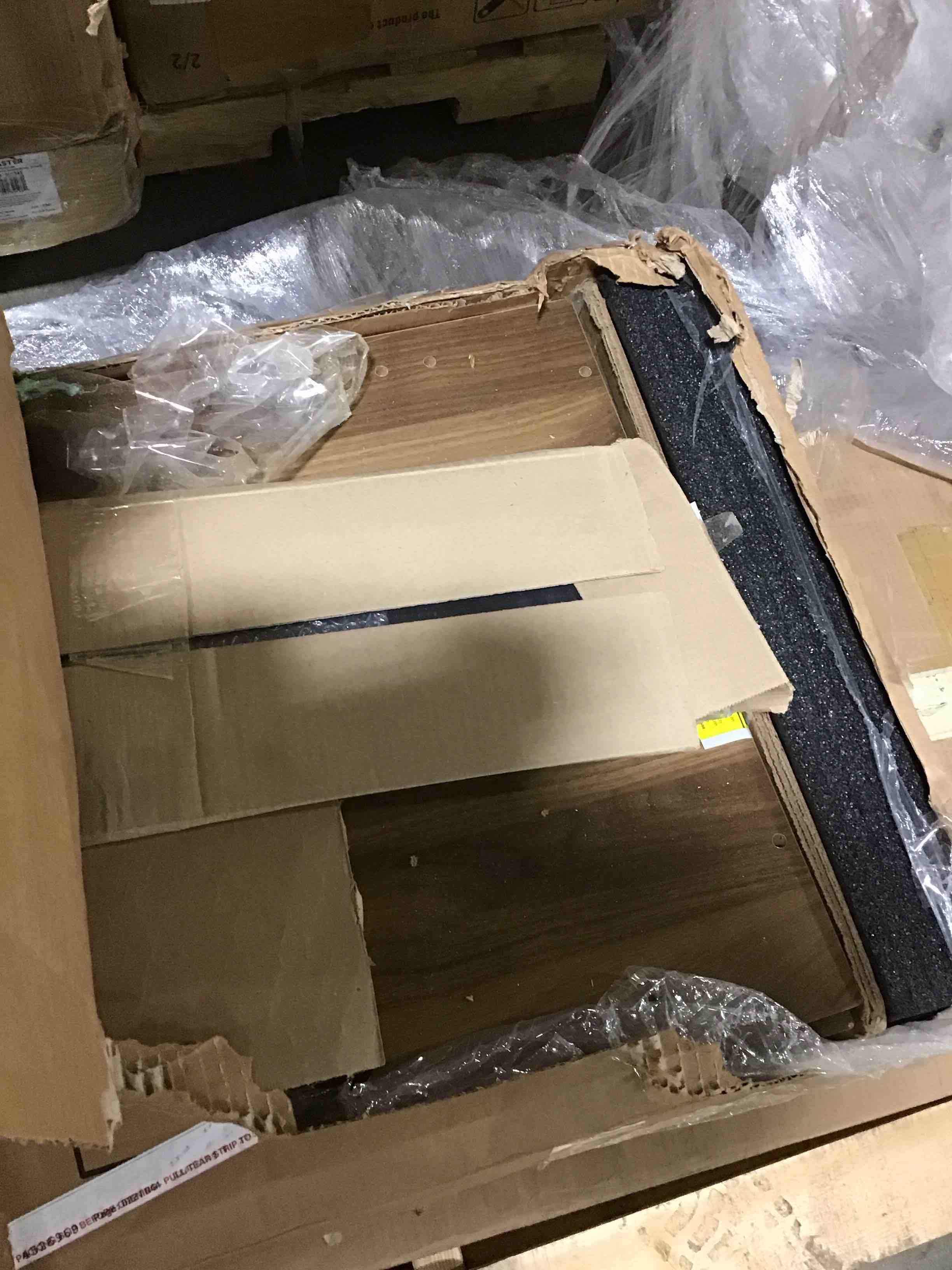 https://s3.amazonaws.com/lotting-images-prod/bidfta/GRN5606623_1708615491558.jpeg