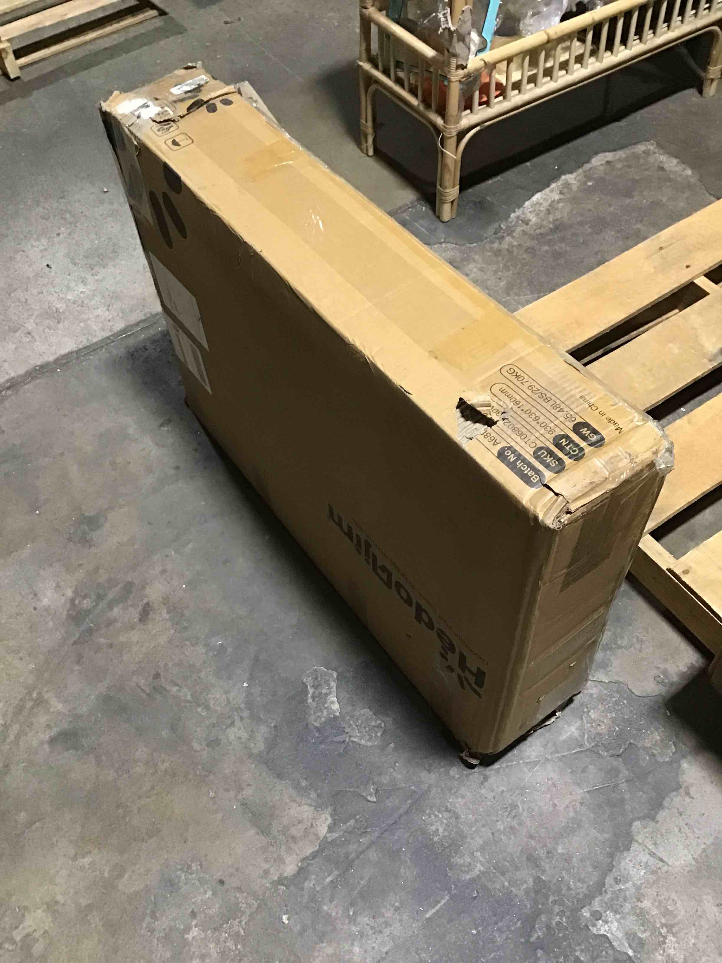https://s3.amazonaws.com/lotting-images-prod/bidfta/GRN5608223_1708530645152.jpeg